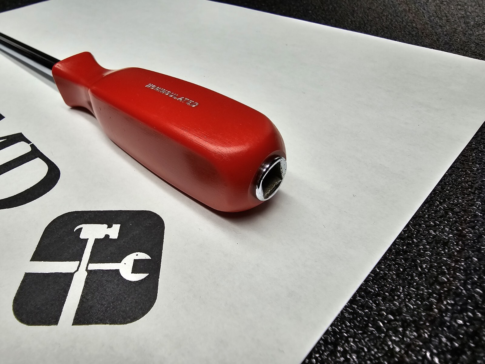 Snap-on Tools USA RARE RED 1/4″ Drive 10″ Length Standard Shank Driver TM9CSR