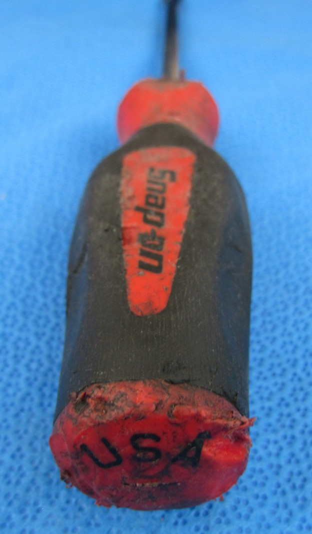 Snap On SGD6B- 5/16″ Flat Tip X 6″ Long Blade Soft Grip Screwdriver ~Ships FREE!