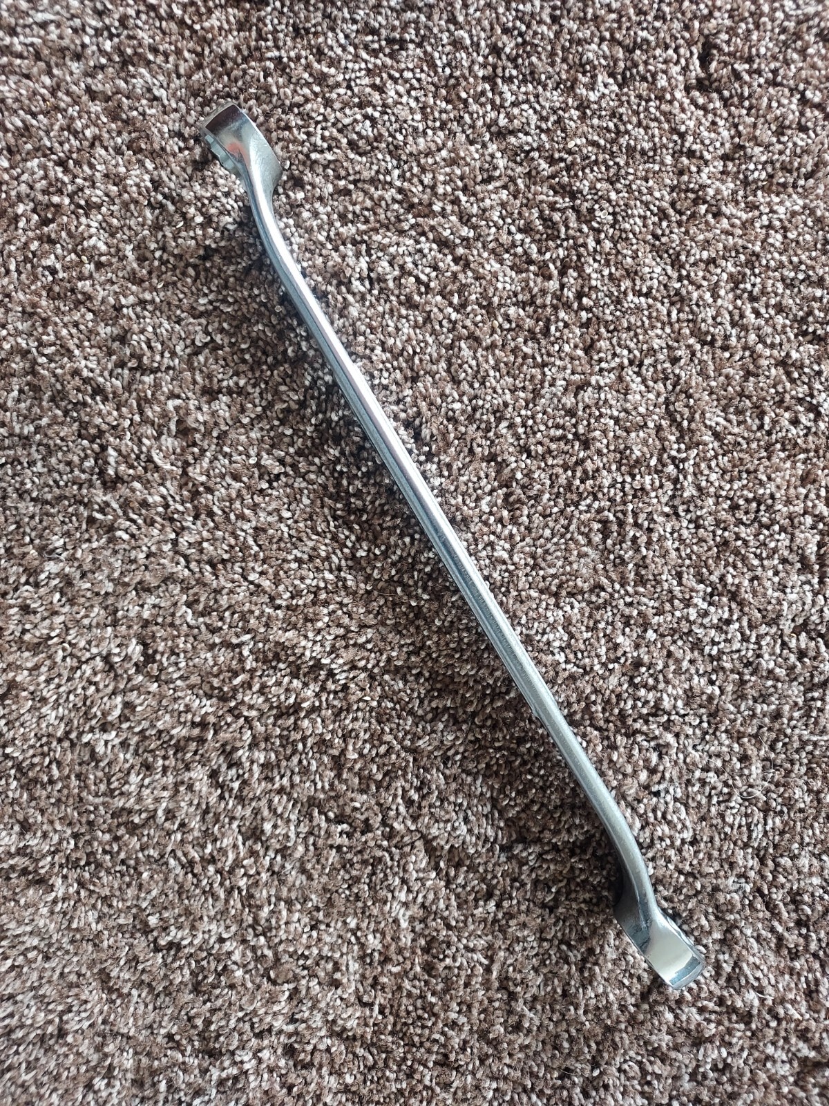Vintage Husky 7/8″x 13/16″ USA 13-1/2″ long Double Box End Wrench 12 Pt. CD-2628