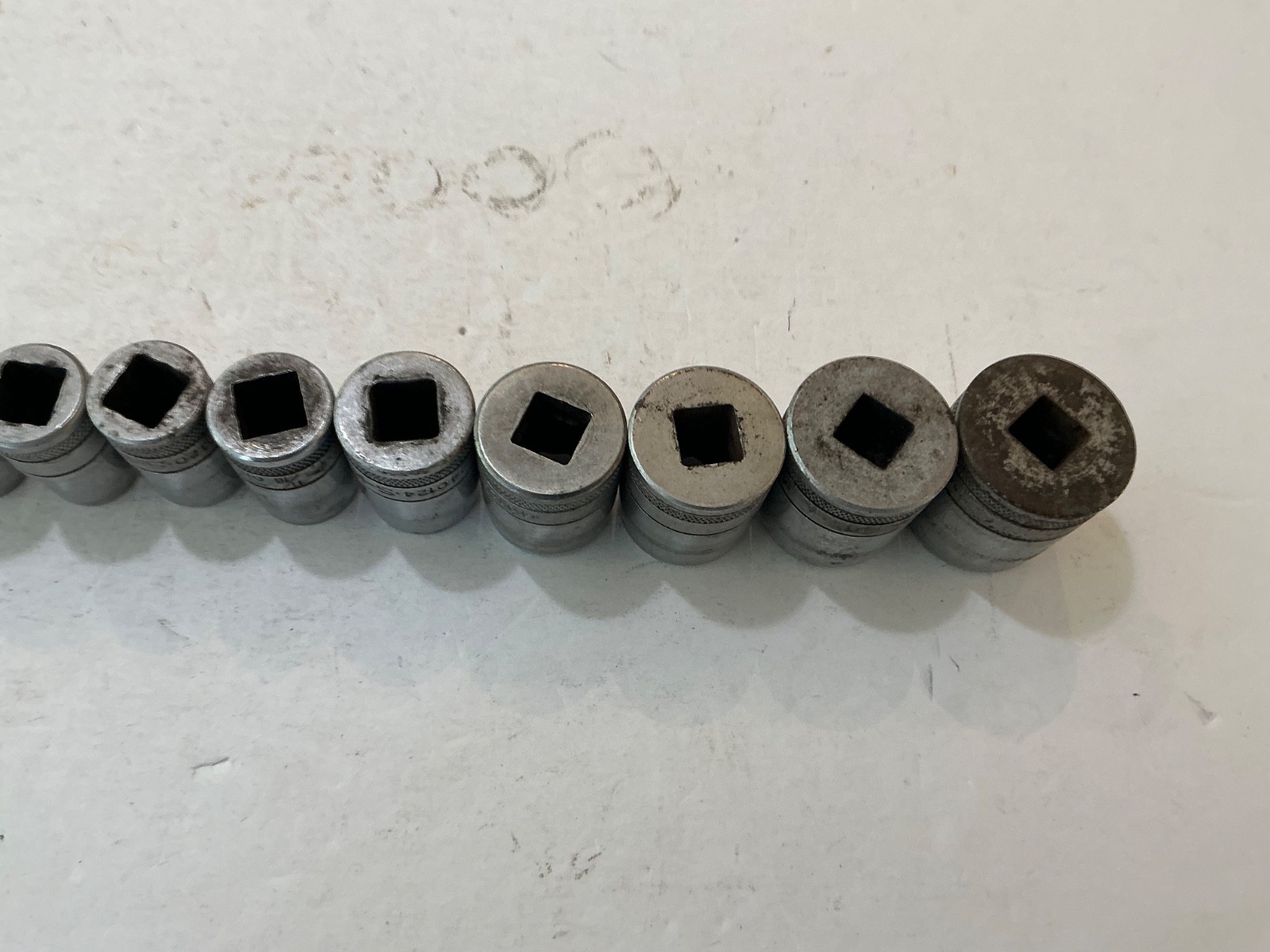 Vtg S-K 10 pc 1/2″ drive knurled/tapered socket set 12 pt SAE 7/16″-1 1/16″ USA