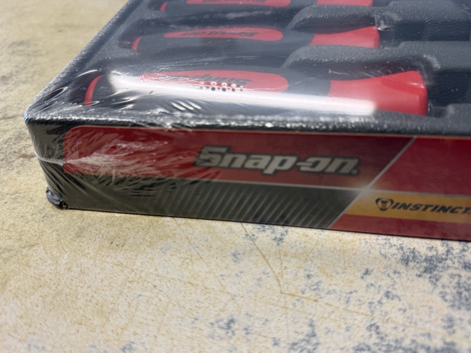 Brand New Snap-on USA 8 piece Soft Grip Combination Screwdriver Set SGDX80BR