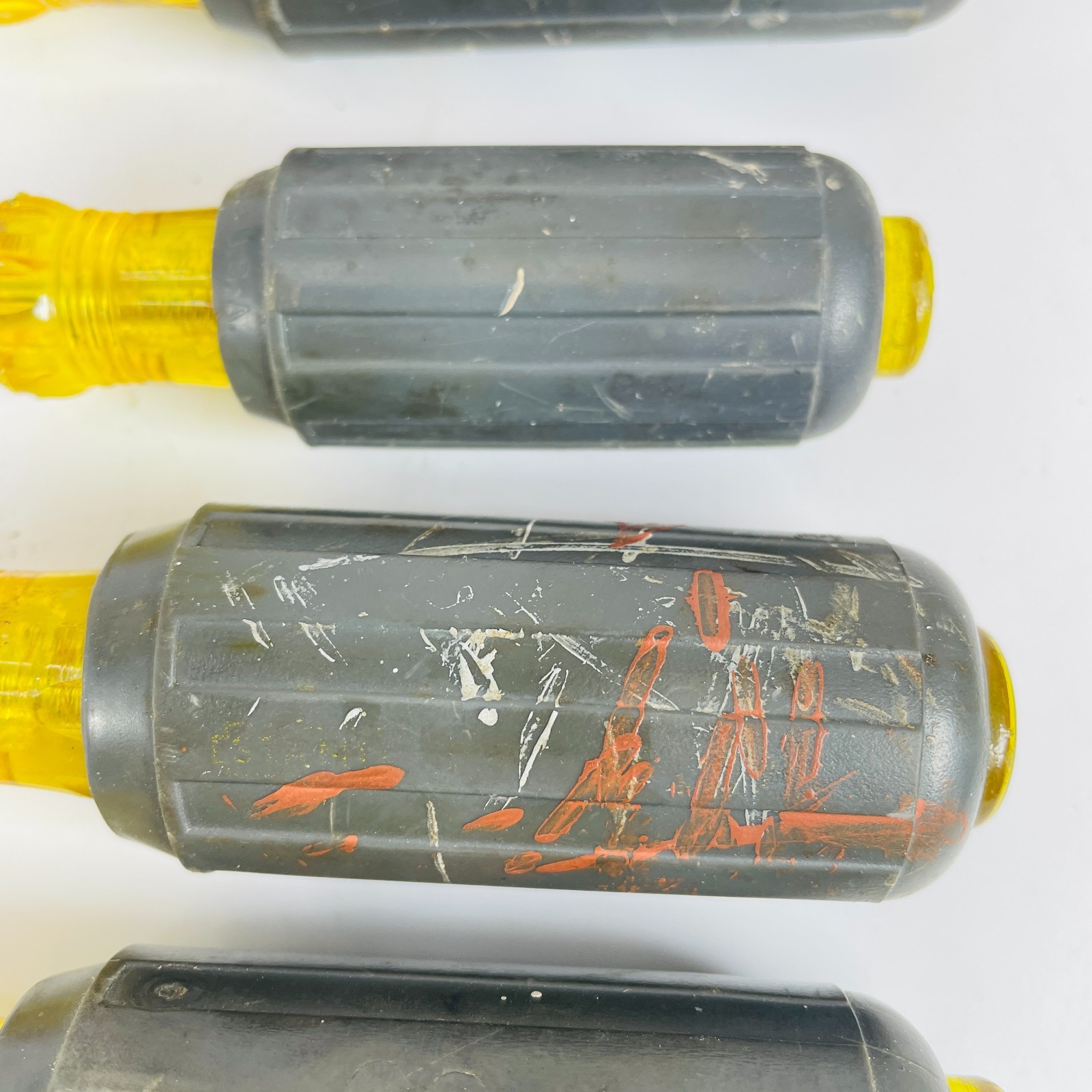 6 Stanley Contractor Grade Screwdrivers Cush Grip USA 66-010 65-901 66-096 Set