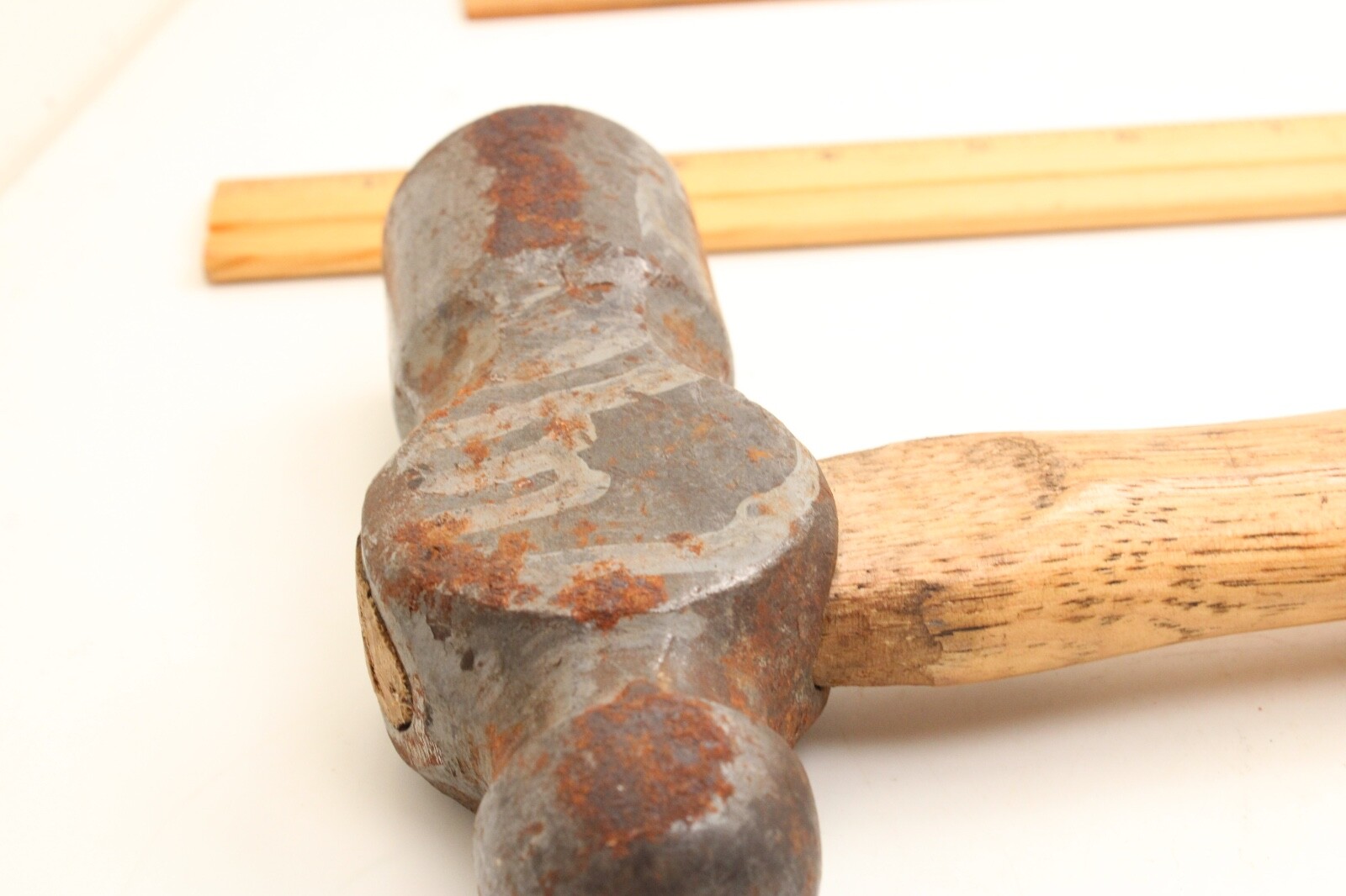 Blue-Point BP48B 48oz Ball Peen Hammer Wooden Handle USA