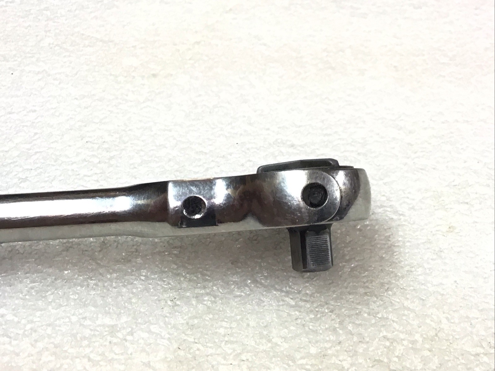 Snap-On TH737 -1/4″Dr., Round Swivel Head, Red Soft Grip Handle Ratchet-USA-NICE