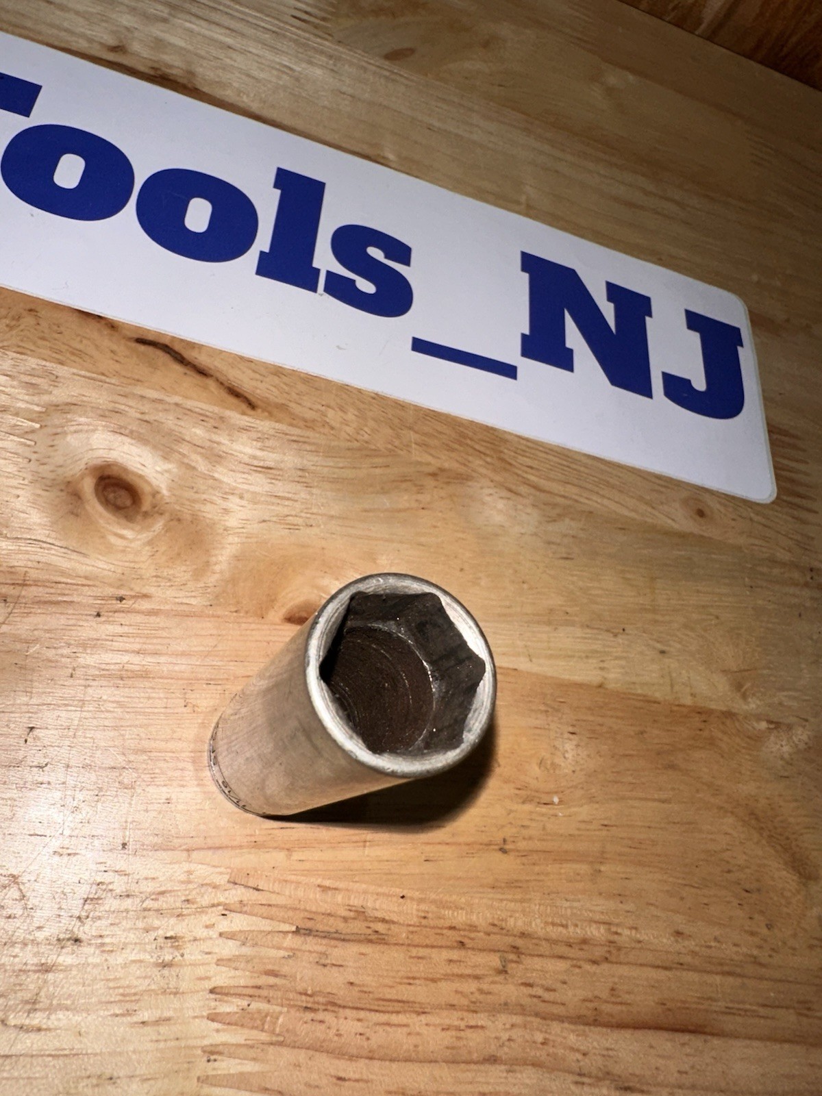 Snap On Tools 11/16″ Deep Socket 3/8″ Drive 6 Point SFS221 Made in USA