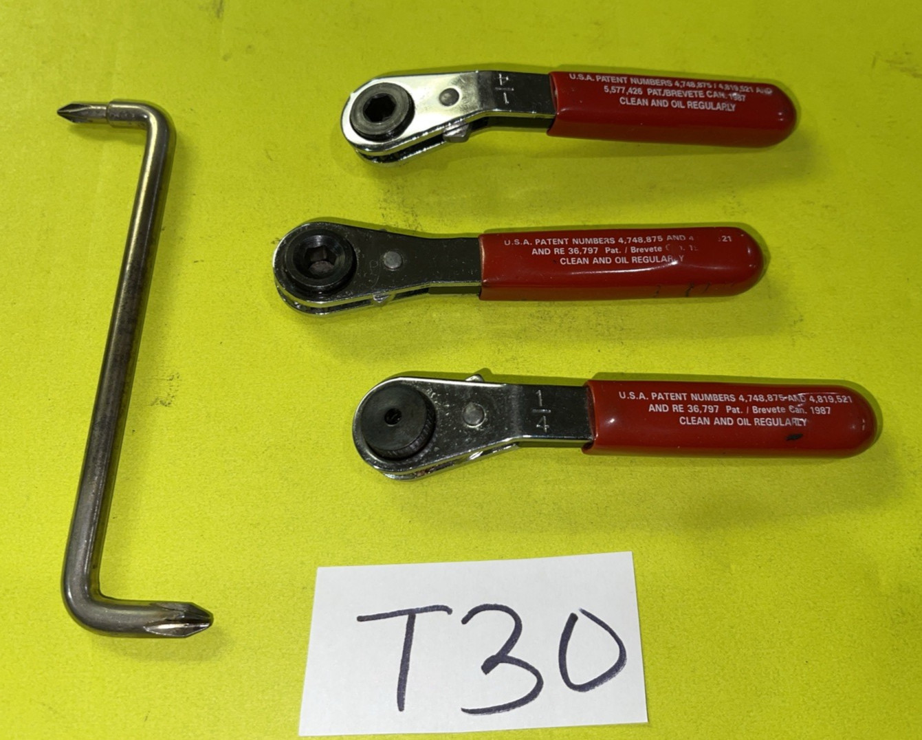 MAC TOOLS 3 PIECE 1/4 HEX BIT THUMB WHEEL RATCHETING WRENCH & OFFSET SCREWDRIVER