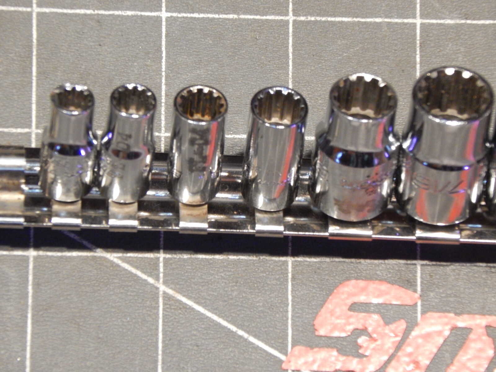 Snap On 9Pc SAE 1/4 3/8 Drive Shallow Spline Socket Set 7/32″ 5/8″ 12Pt 209TFES