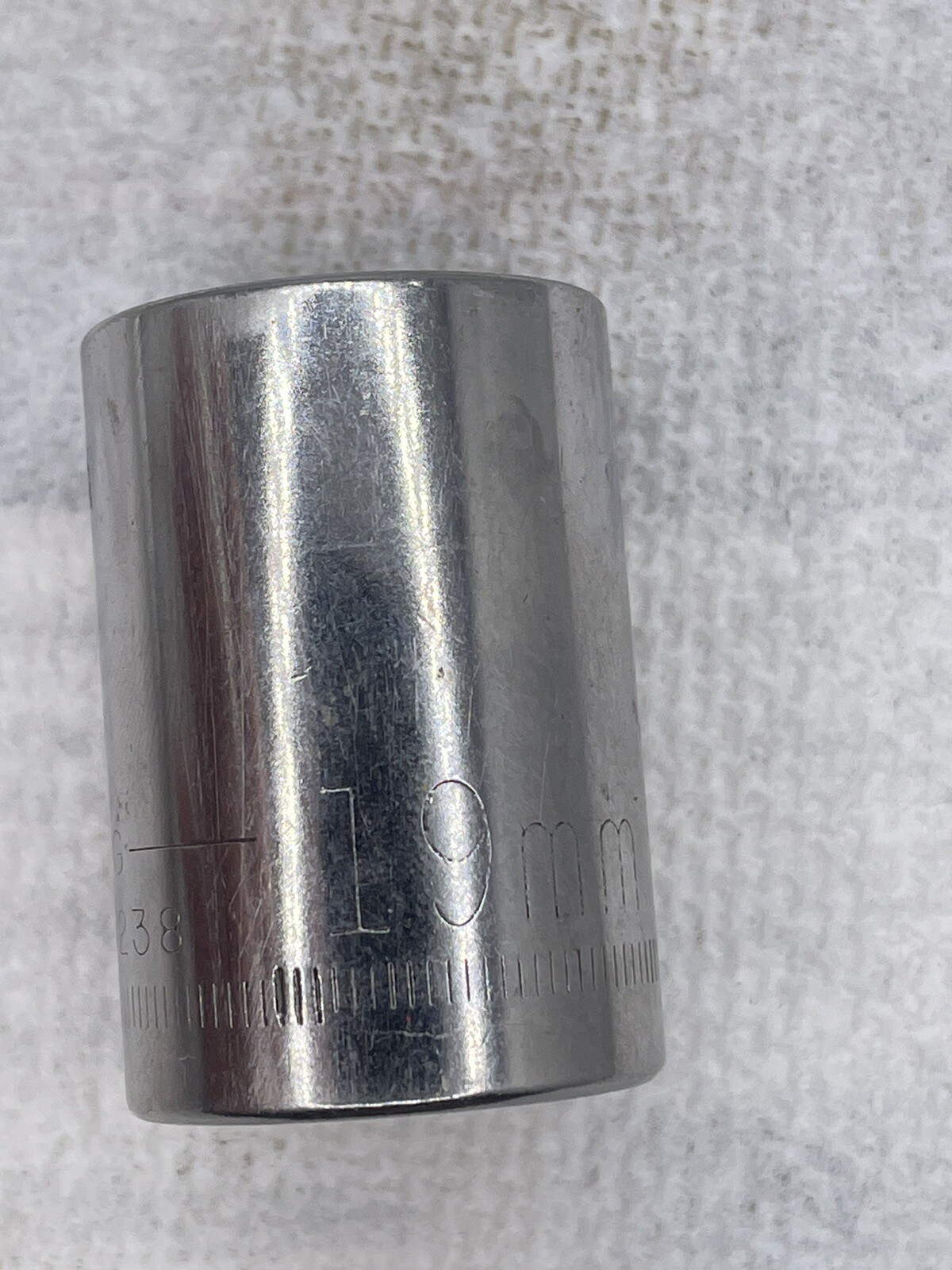 Vintage Craftsman 1/2″ Drive 19mm 12pt Standard Socket G44238 USA