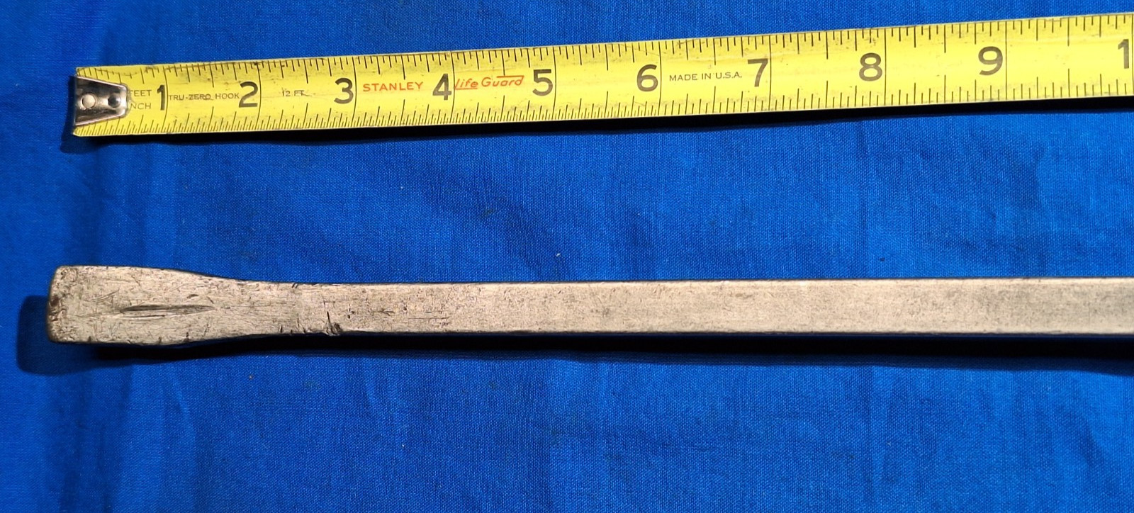 Vintage Mac Tools PB18 red and yellow handle pry bar 28″ long
