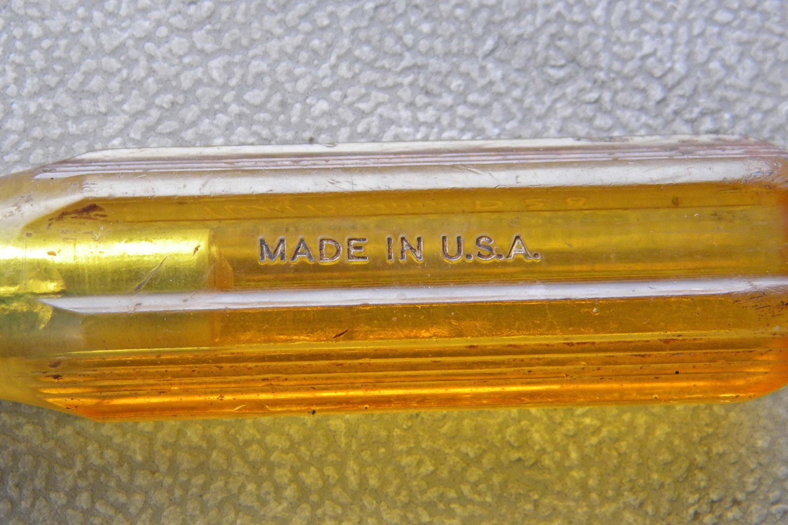 Vtg 12″ New Britain #D28 Flat Slotted 3/8″ Long Shaft Screwdriver, Yellow Handle