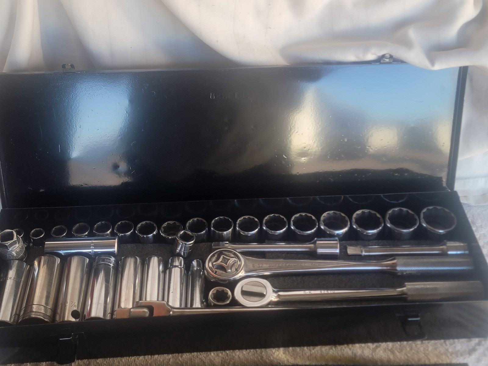 S-K Tools WAYNE Others 34pcs Socket Ratchet Set 3/8- 1-1/4″ Metal Box w/foam EXC