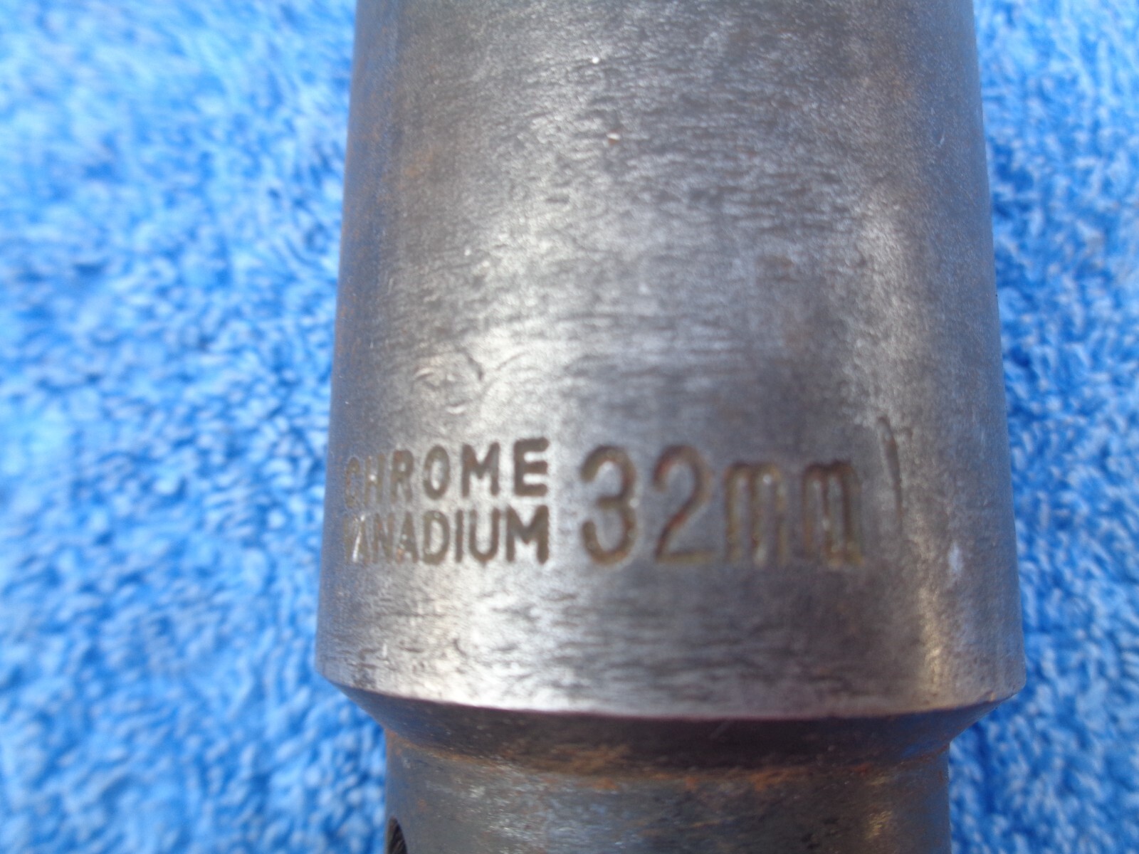 Chrome Vanadium 1/2″ Drive 32mm Hex, 78mm Long Deep Impact Socket LOT #76