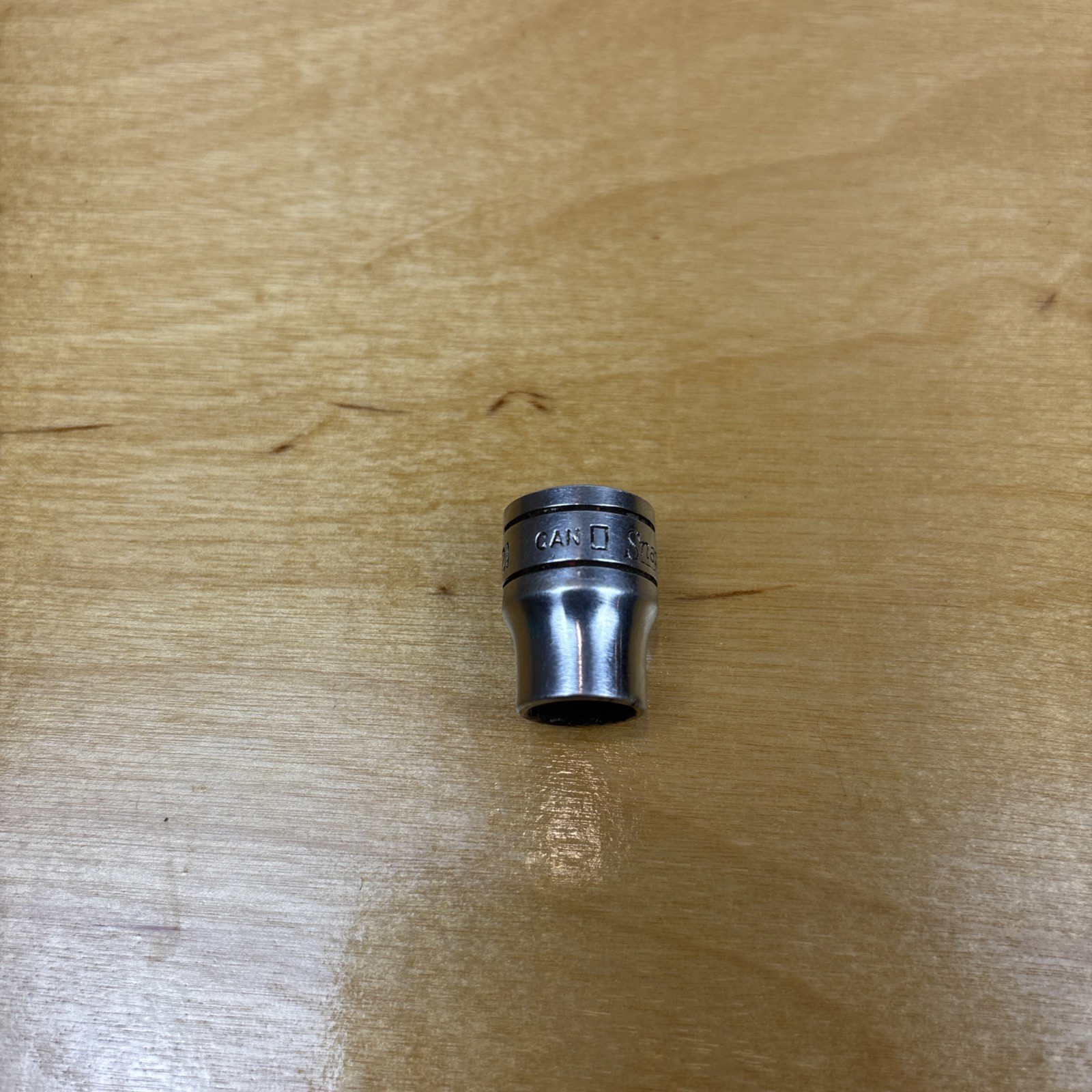 Snap-on 3/8″ Drive 3/8″ SAE Shallow 12 Point Socket F121