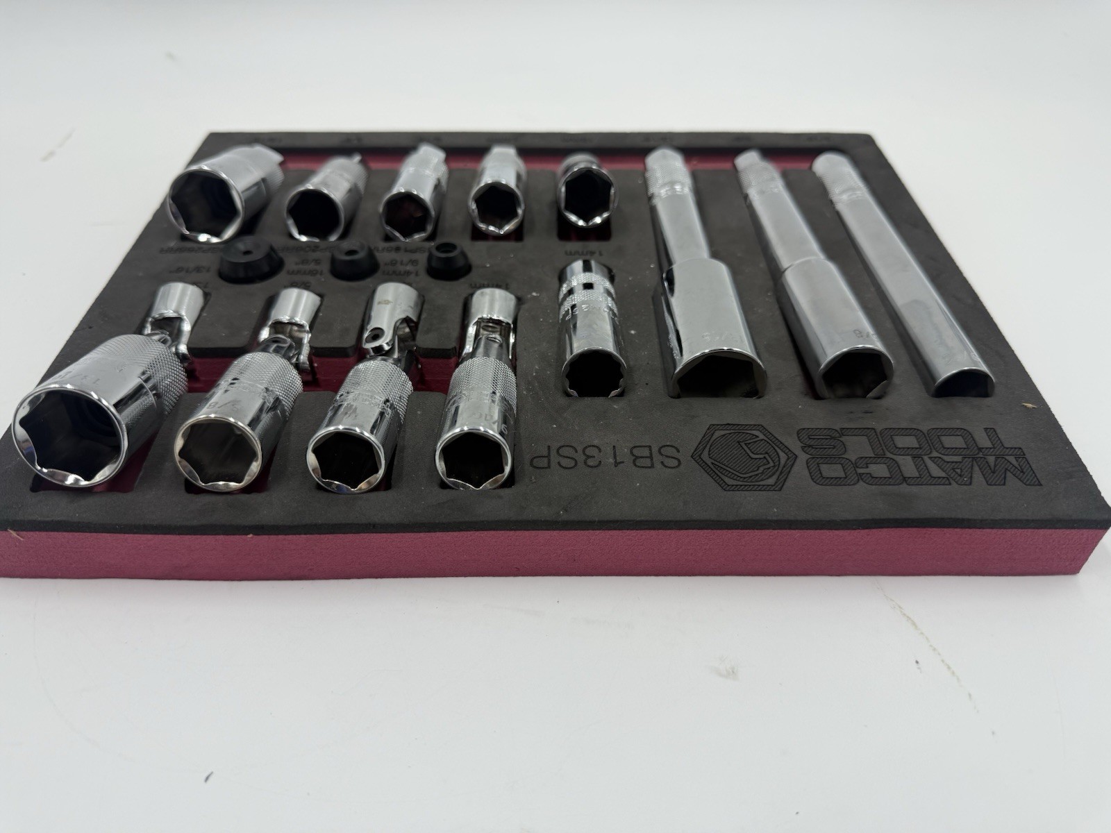 Matco SB13SP 13 Piece 3/8″ Drive 6 Point Spark Plug Socket Set W/ Foam Tray