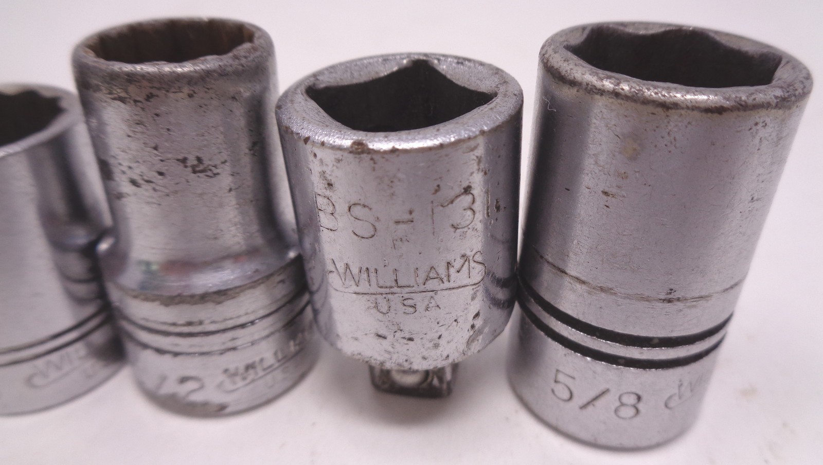 Lot of 5 Williams USA 6 & 12 point sockets, BS-131 3/8”-1/2” adapter
