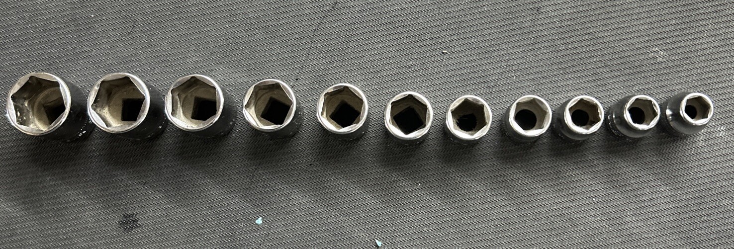 Snap-On 11 pc 6 Point Metric Set (9mm-19mm) Comes With Tray