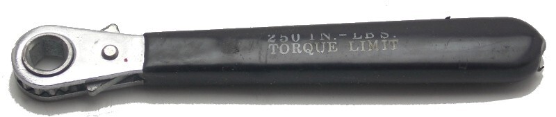 Side Battery Terminal Ratcheting Wrench Reversible 250in-Lbs Torque Limit Used