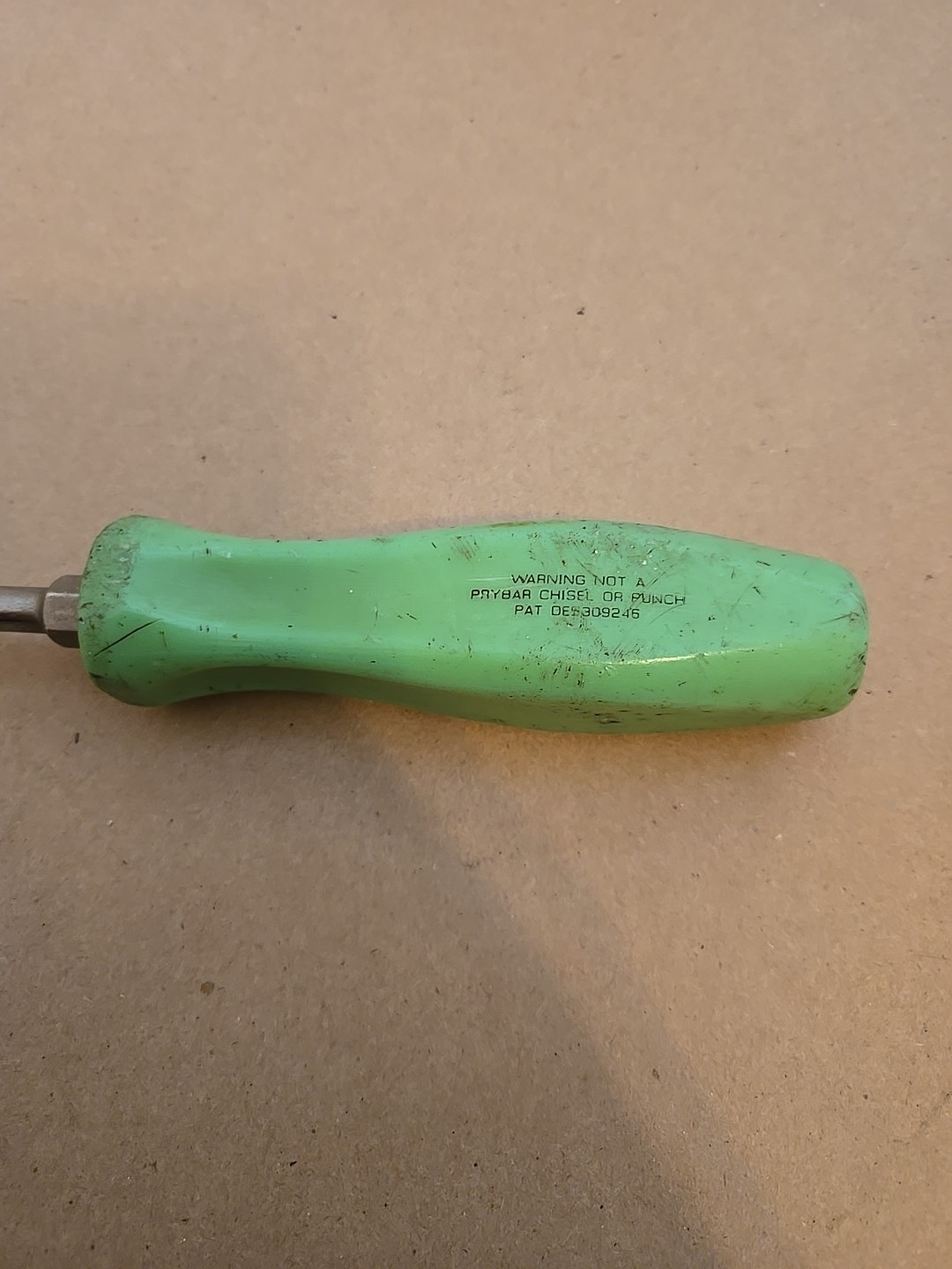 Snap On 5/16″×6″ Blade Screwdriver Green Hard Handle SDD6