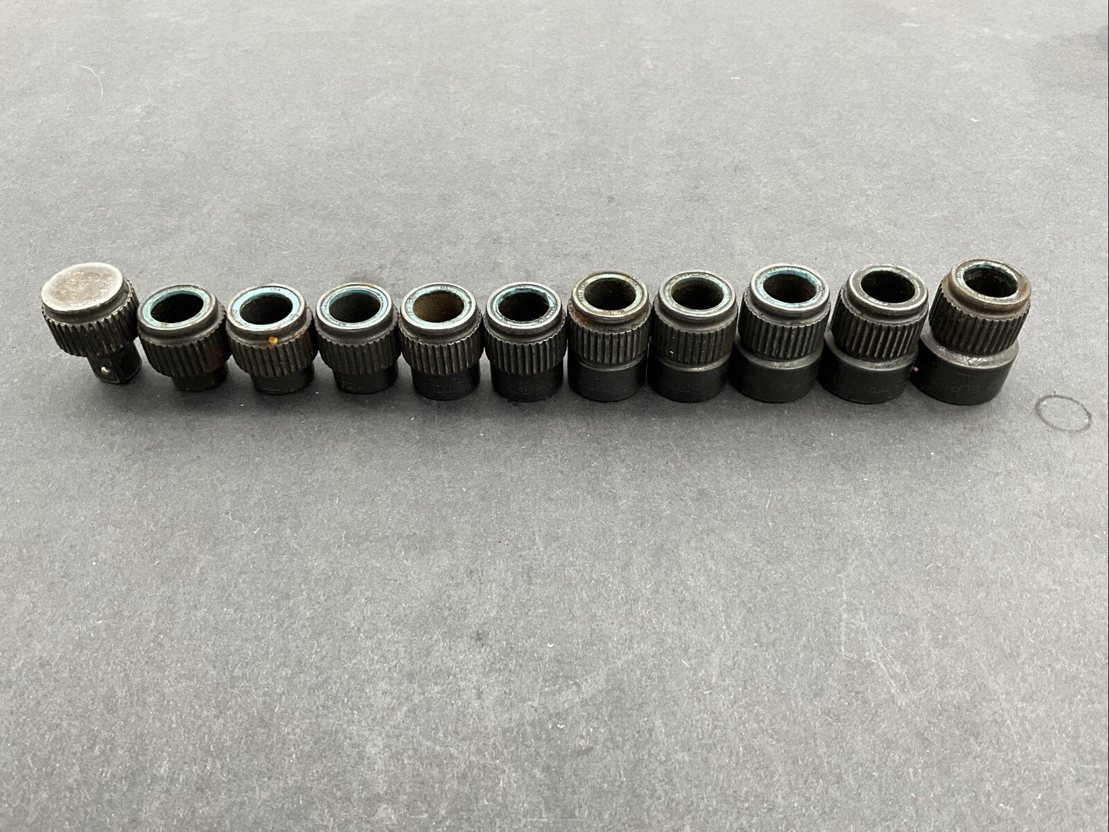 Matco Tools Special Forces Pass Through Services Set Medium Size Metric RL100