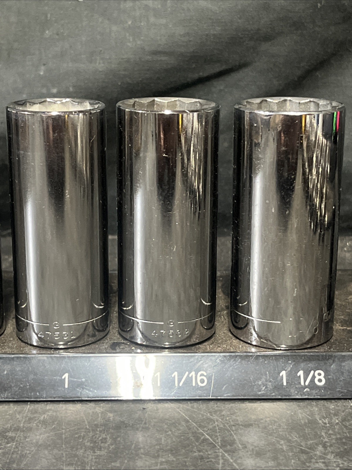 Craftsman USA 1/2” Drive 12 Point Deepwell SAE Socket Set 1/2- 1 1/8 All G But 1