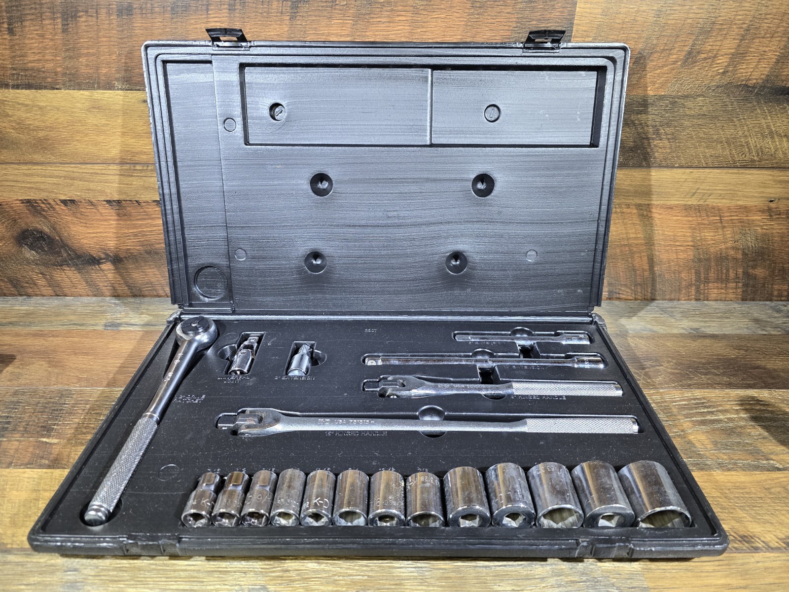 K-D Tools USA 1/2″ Drive Socket Set w/ Ratchet, Extensions, Hinged Handle | 20pc