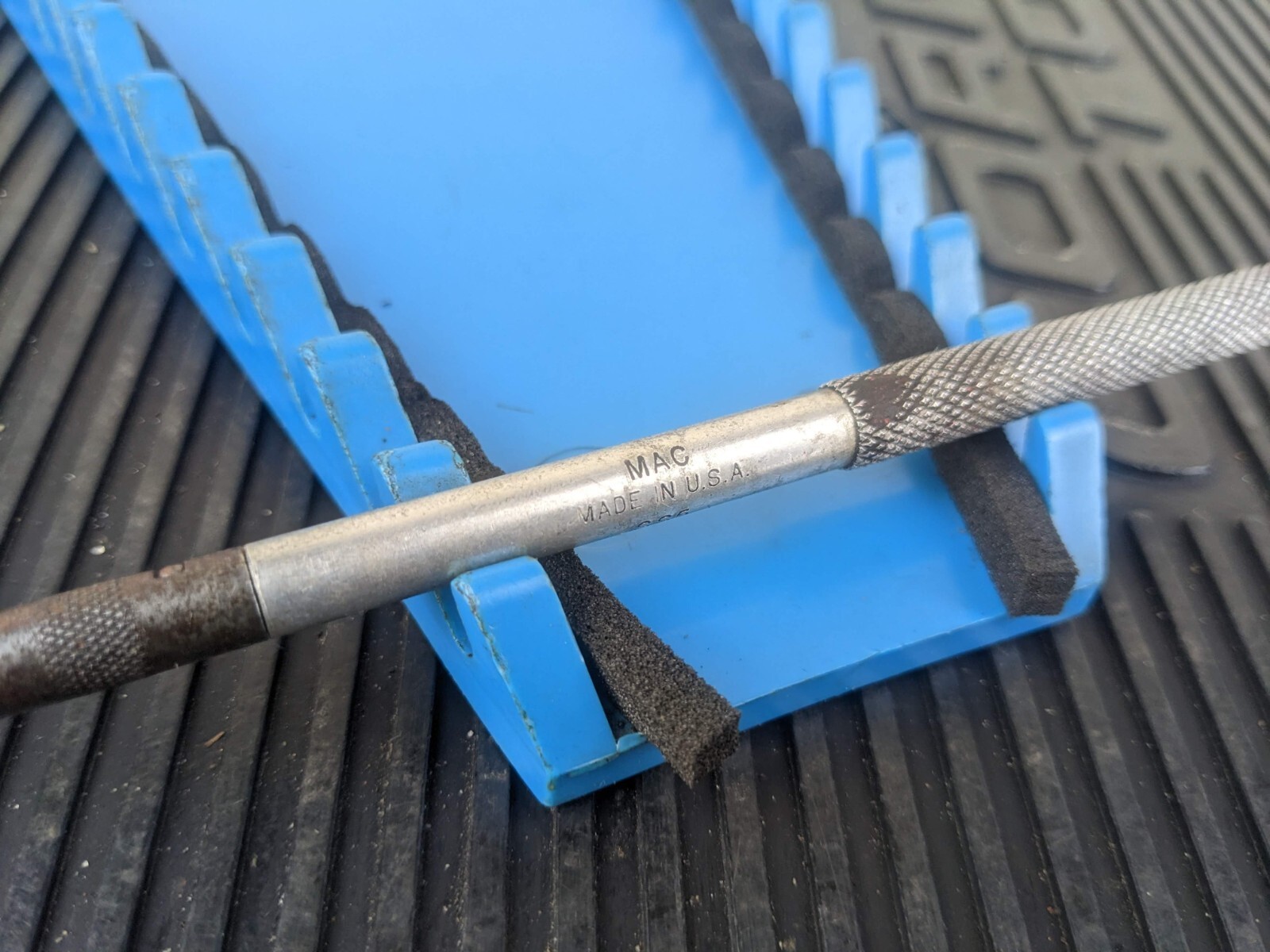 #ay975 Vintage Mac Tools SS5 Screw Starter
