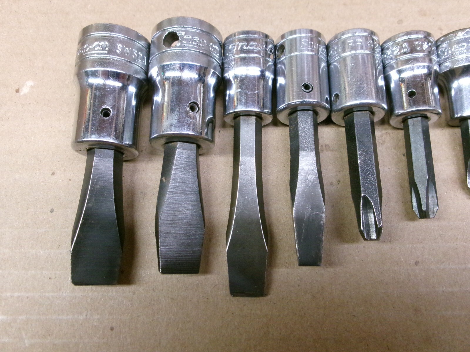 Snap On USA 3/8″ drive 10-Piece Phillips and Flat Tip Socket Set / Lot