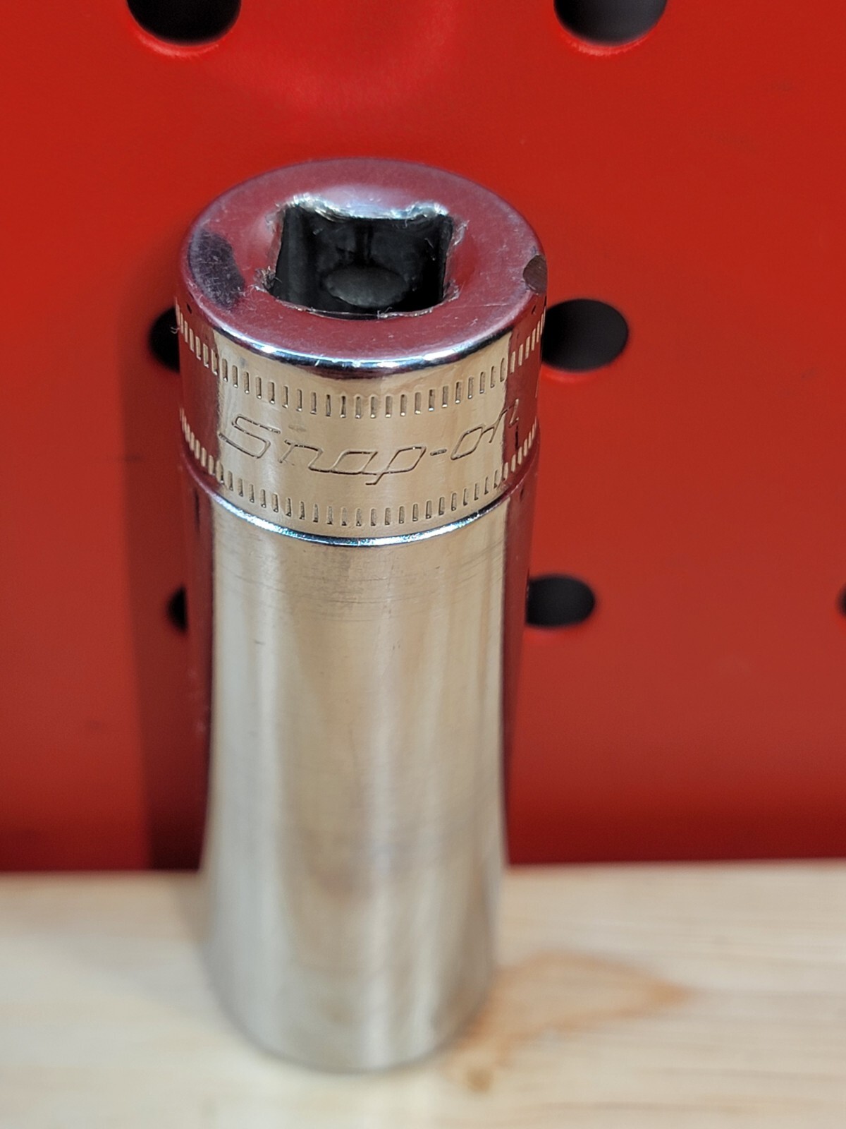 Snap-on Tools SFSM17 3/8″ Drive 17mm Metric 6-Point Deep Chrome Socket