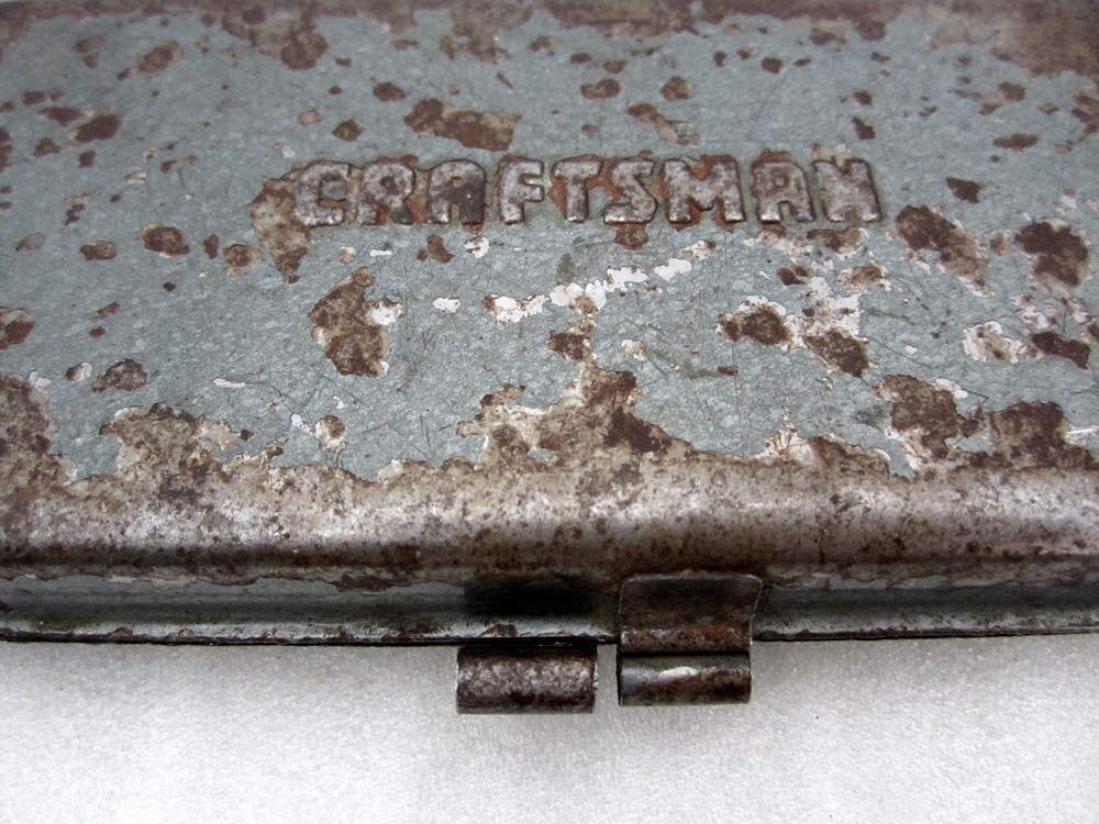 Vintage 1950’s Craftsman 1/4″ Drive Socket Set Metal Case USA
