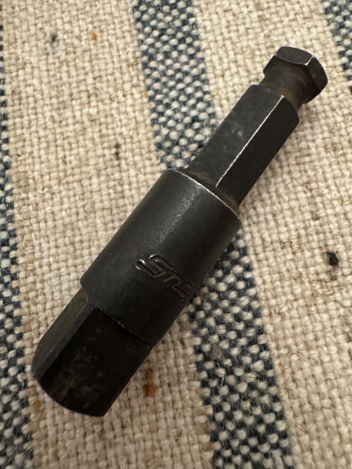 Snap-On A3011A 7/16” Hex 1/2” Drive Locking Pin Power Adapter USA