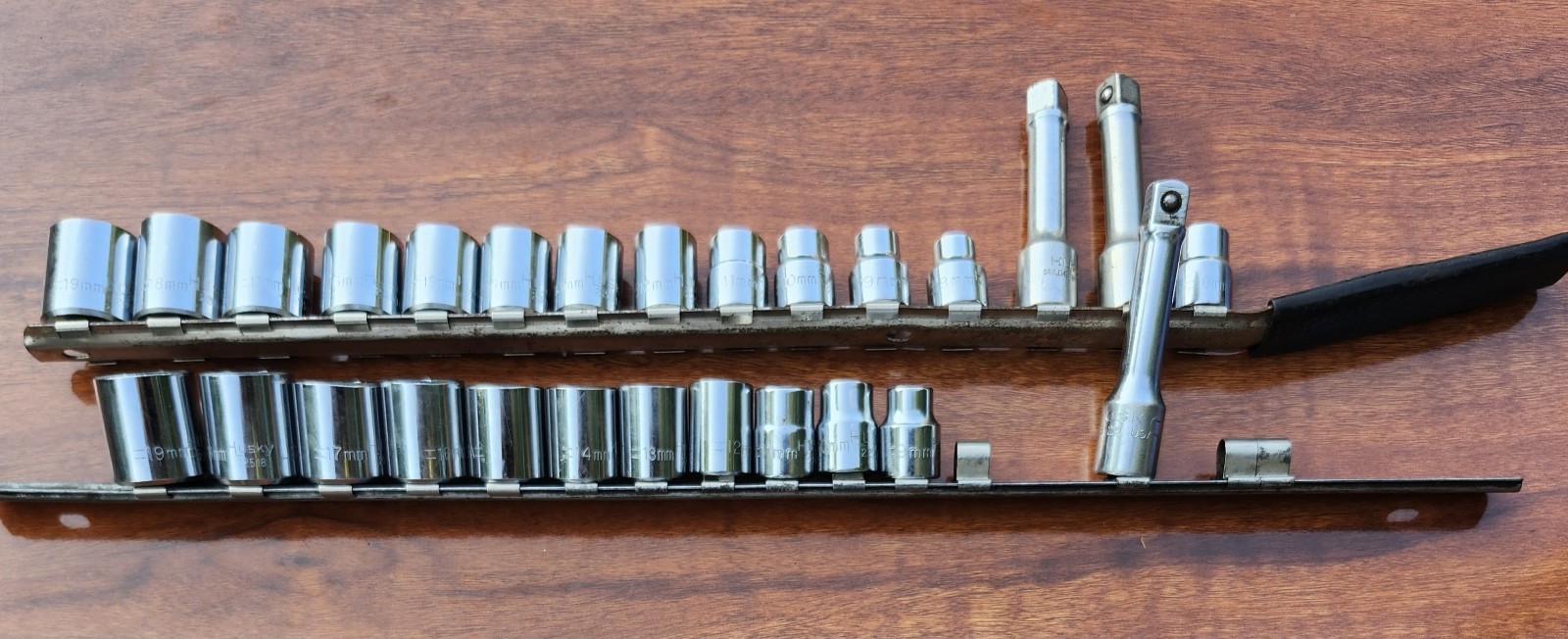 Vintage Husky USA Socket Sets (2) SAE Plus Metric/Sae 1/4″& 3/8″ Sockets 78 Pcs