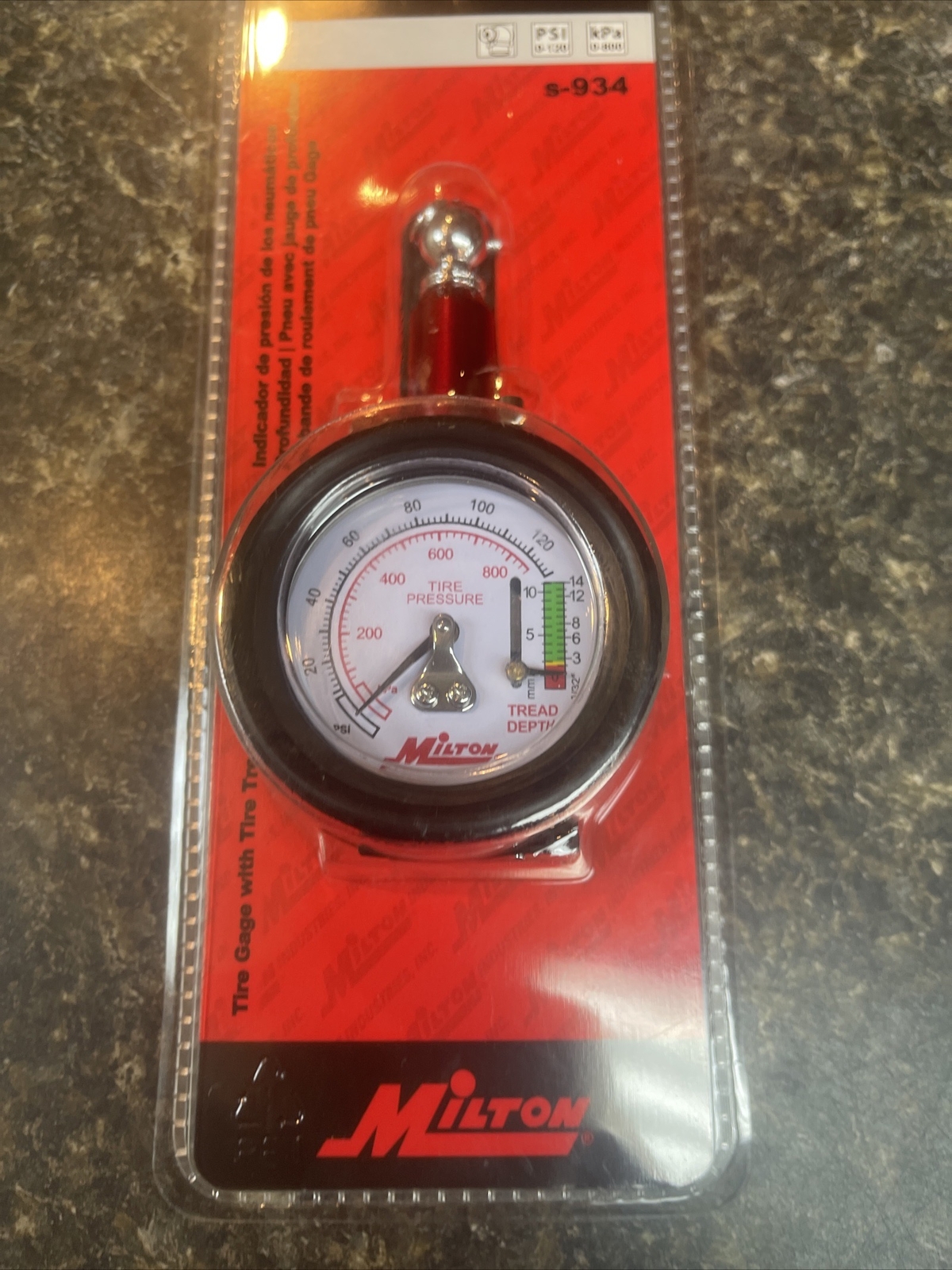 Milton S-934 Dial Tire Gauge, 0-120 PSI – 2 lb increments New Sealed