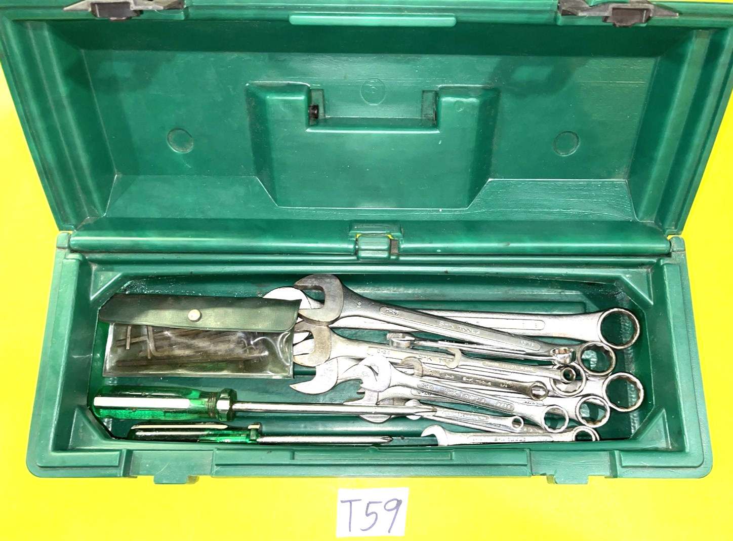 S-K TOOLS 50 PIECE 1/4 & 3/8 DRIVE SAE. GENERAL SERVICE SET SHORT & DEEP