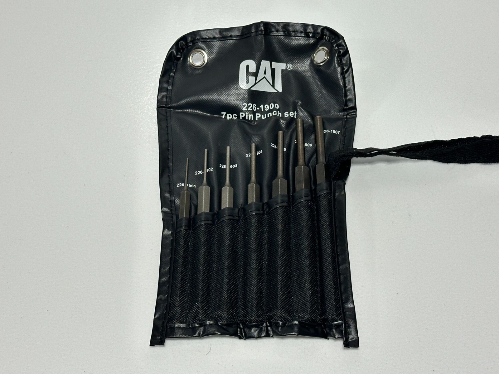NEW Caterpillar CAT Tools USA Made 7pc Pin Punch Set w/ Black Kit Bag, 1/16-1/4″