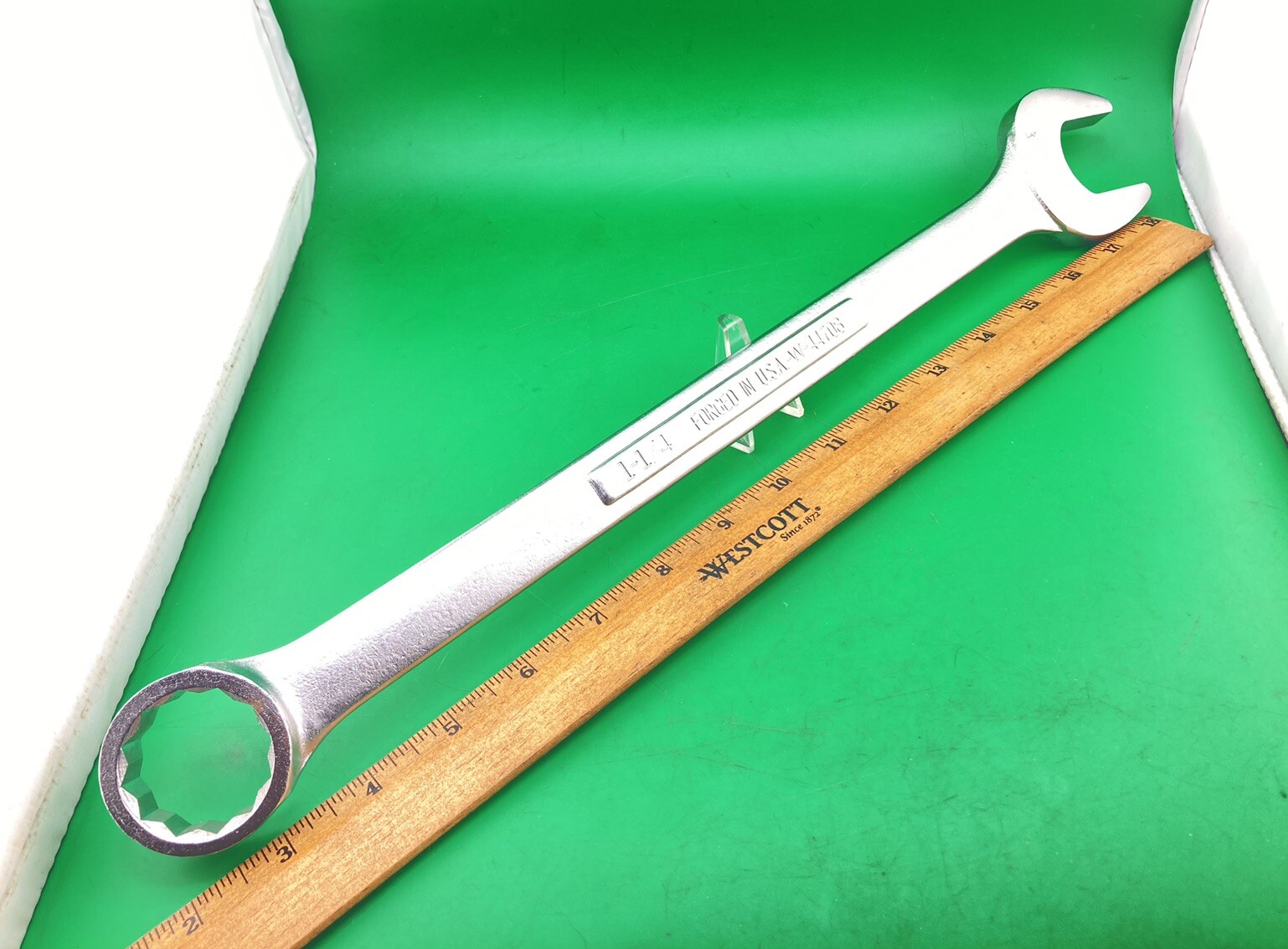CRAFTSMAN 1-1/4″ 12 Point COMBINATION WRENCH -VV- Series 44708 Mint Condition