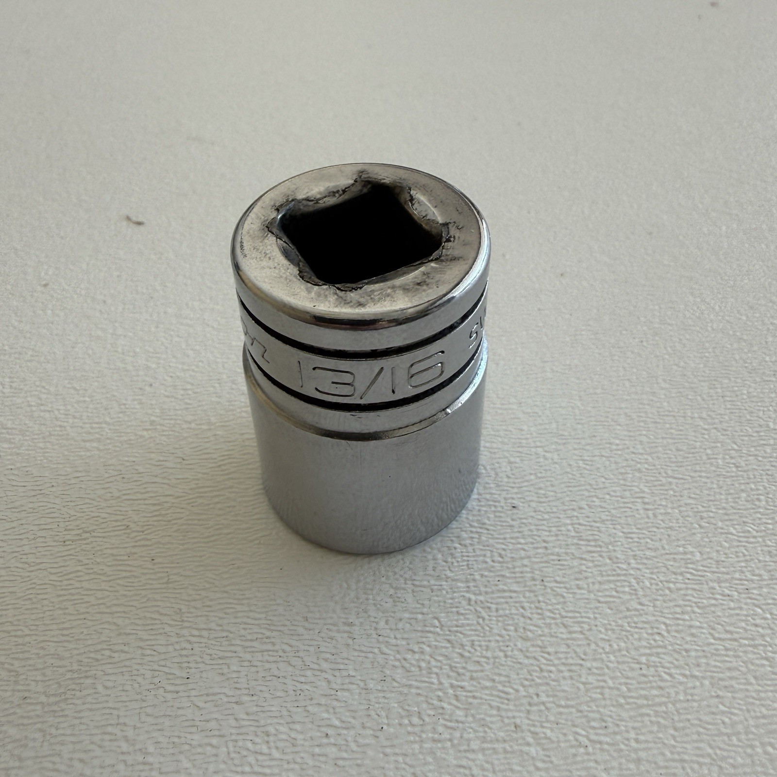 Snap-On Tools USA 1/2″ Dr 12-Pt SAE 13/16″ Flank Drive Shallow Socket SW261