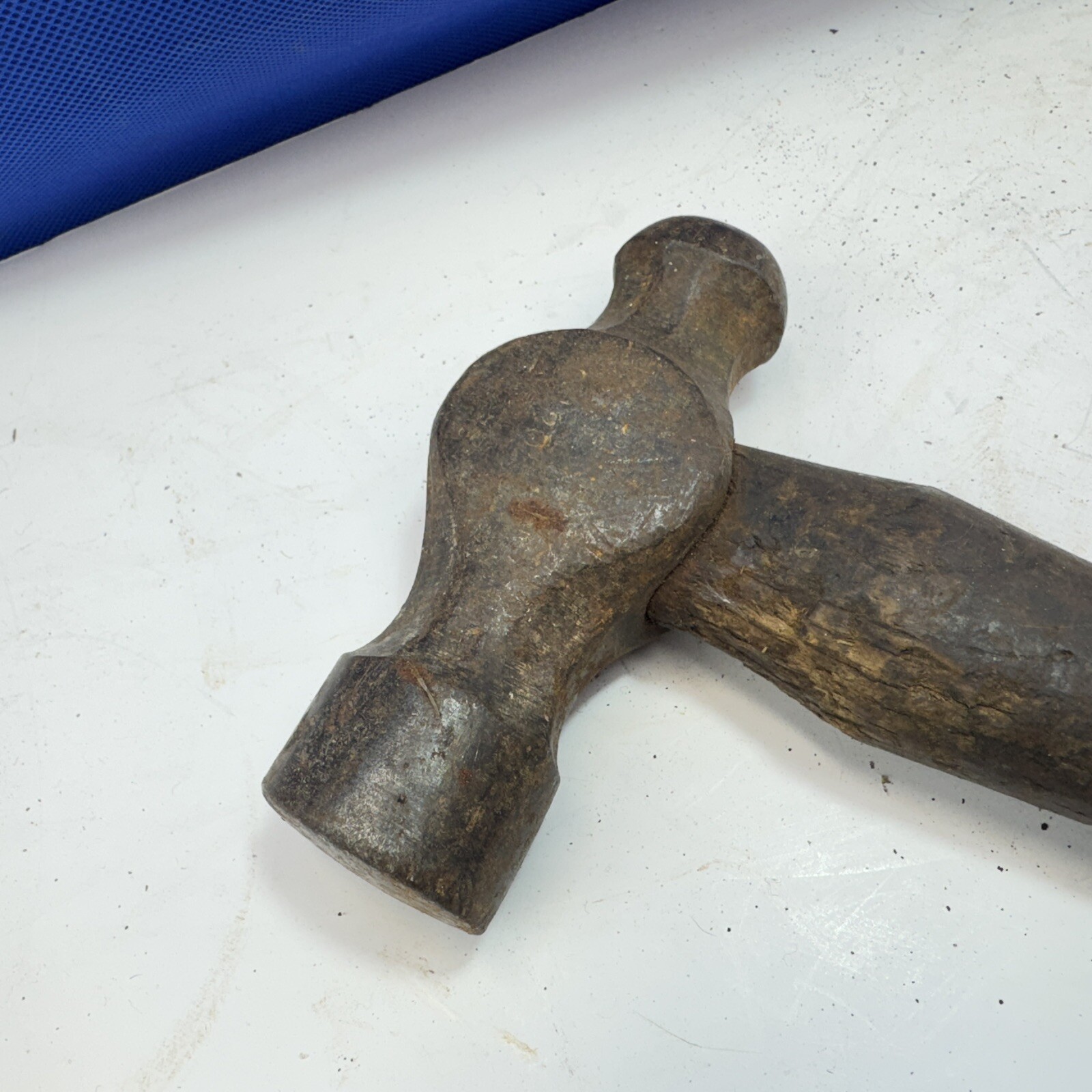 Ball Pein Hammer 900g 15″ Hickory Shaft Vintage Reclaimed Tools Carpentry