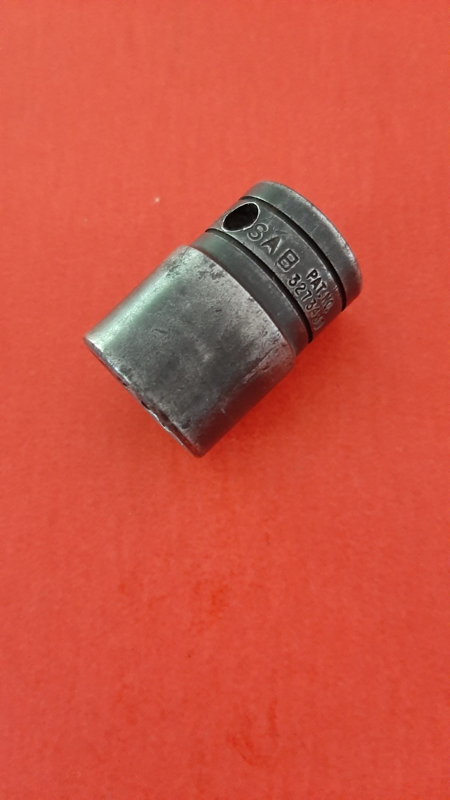 Snap-on GSW240 3/4″ 1/2″ Drive 12pt Point Black Industrial Finish Socket