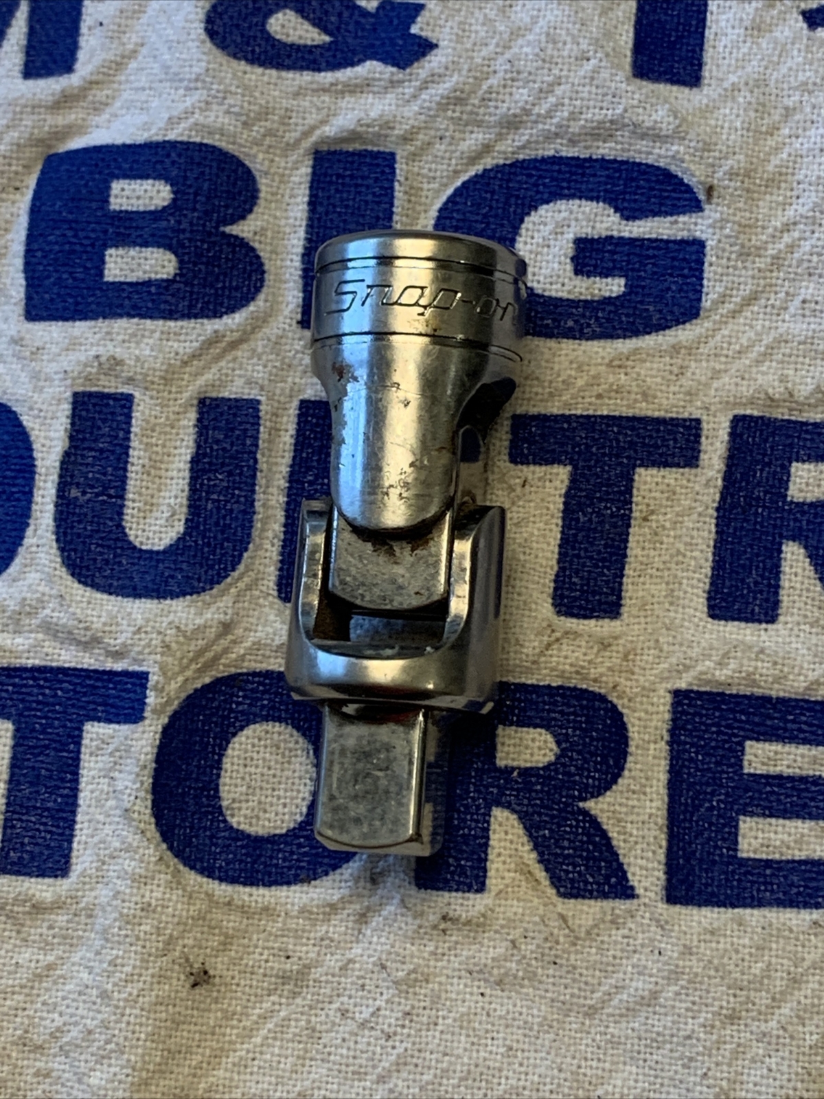 2005 Snap-on Tools USA 3/8″ Drive 2-1/16″ Friction Ball Universal Joint FU8A