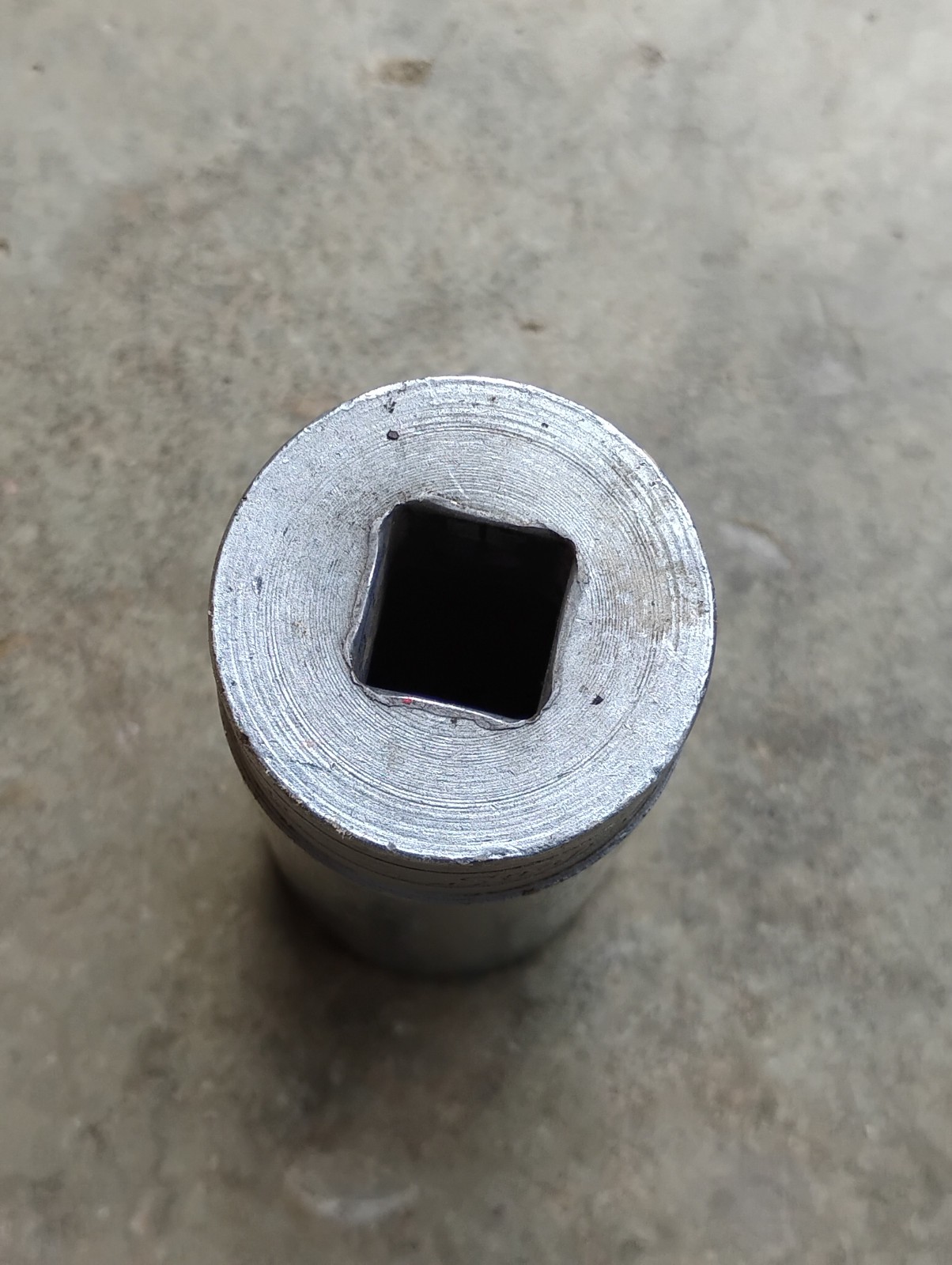 Snap-on 1/2″ Drive 12-Point SAE 1-1/16″ Deep Socket S-341 Made in USA