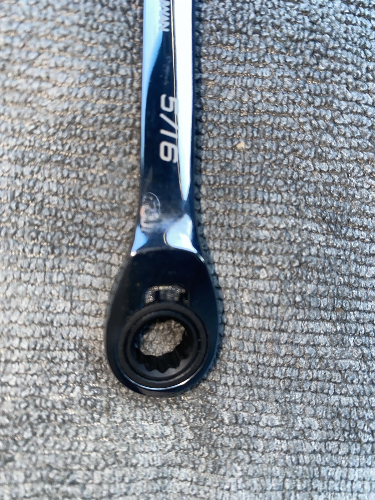 Blue-Point Tools NEW 5/16″ SAE 12 Point Reversible Ratcheting Wrench BOER10