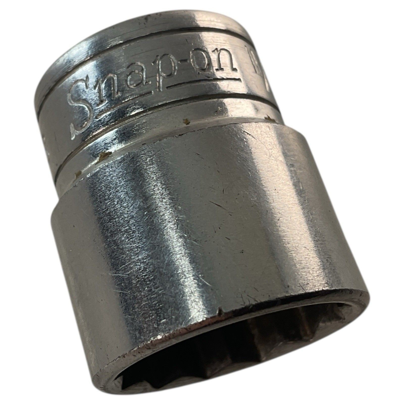 Snap-On Chrome Socket F-221 11/16″ SAE 12pt 3/8″ Drive Shallow USA Mechanic Tool
