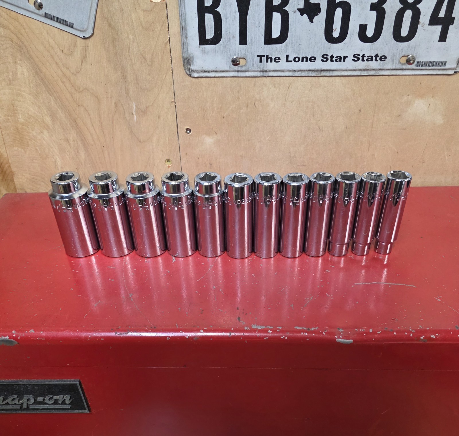 Mac Tools SAE 1/2″ Drive 12pc Deep Socket Set 12pt 7/16″ – 1-1/8″ SVD122TR USA