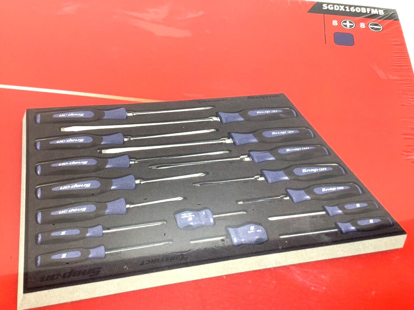New Snap-on™ Instinct Power Blue Handle 16pc Screwdriver Set SGDX160BFMB in Foam