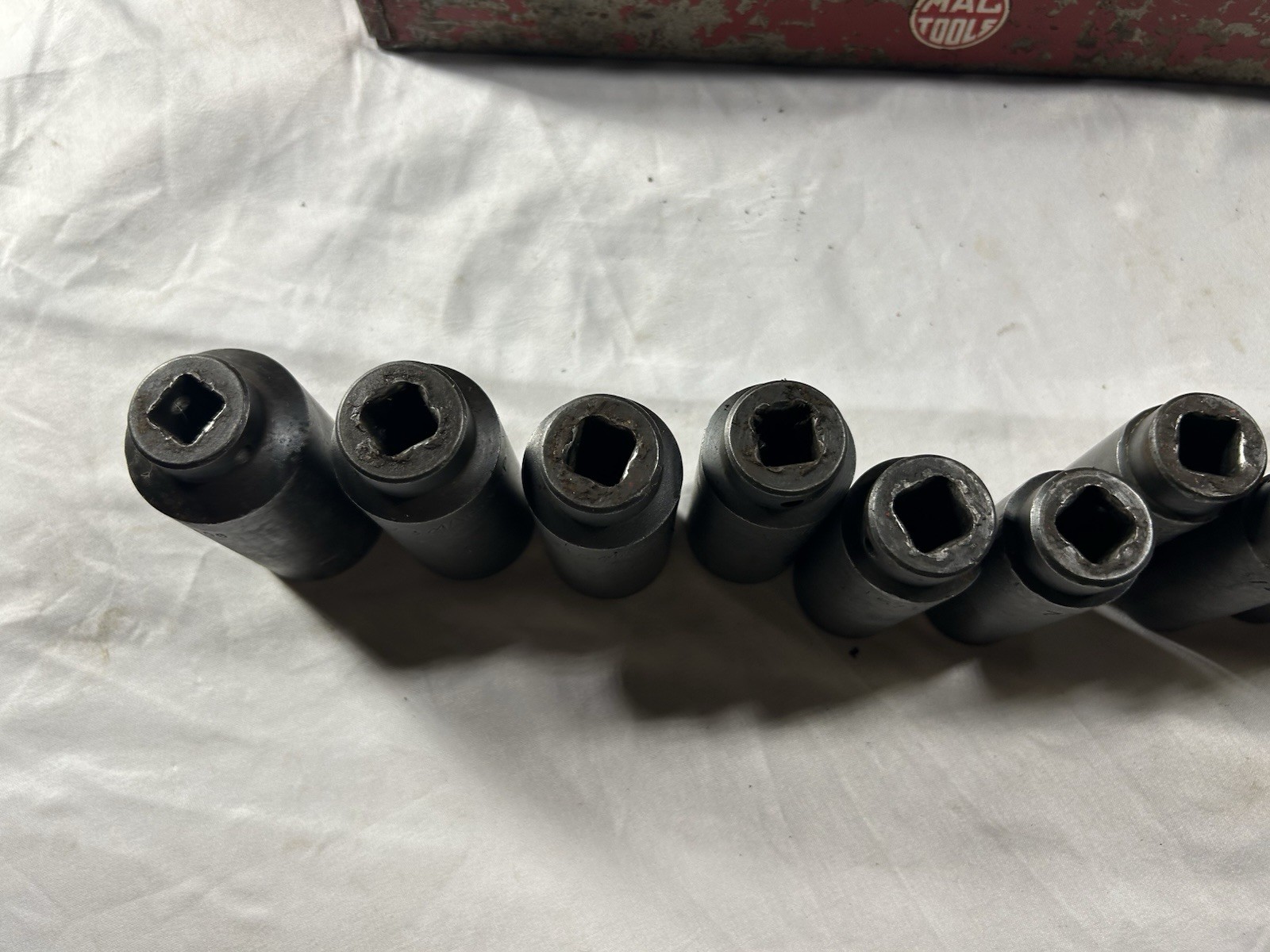 MAC TOOLS 13 PC 1/2 DRIVE SAE DEEP IMPACT 6 PT SOCKET SET 7/16 – 1-1/4 Read