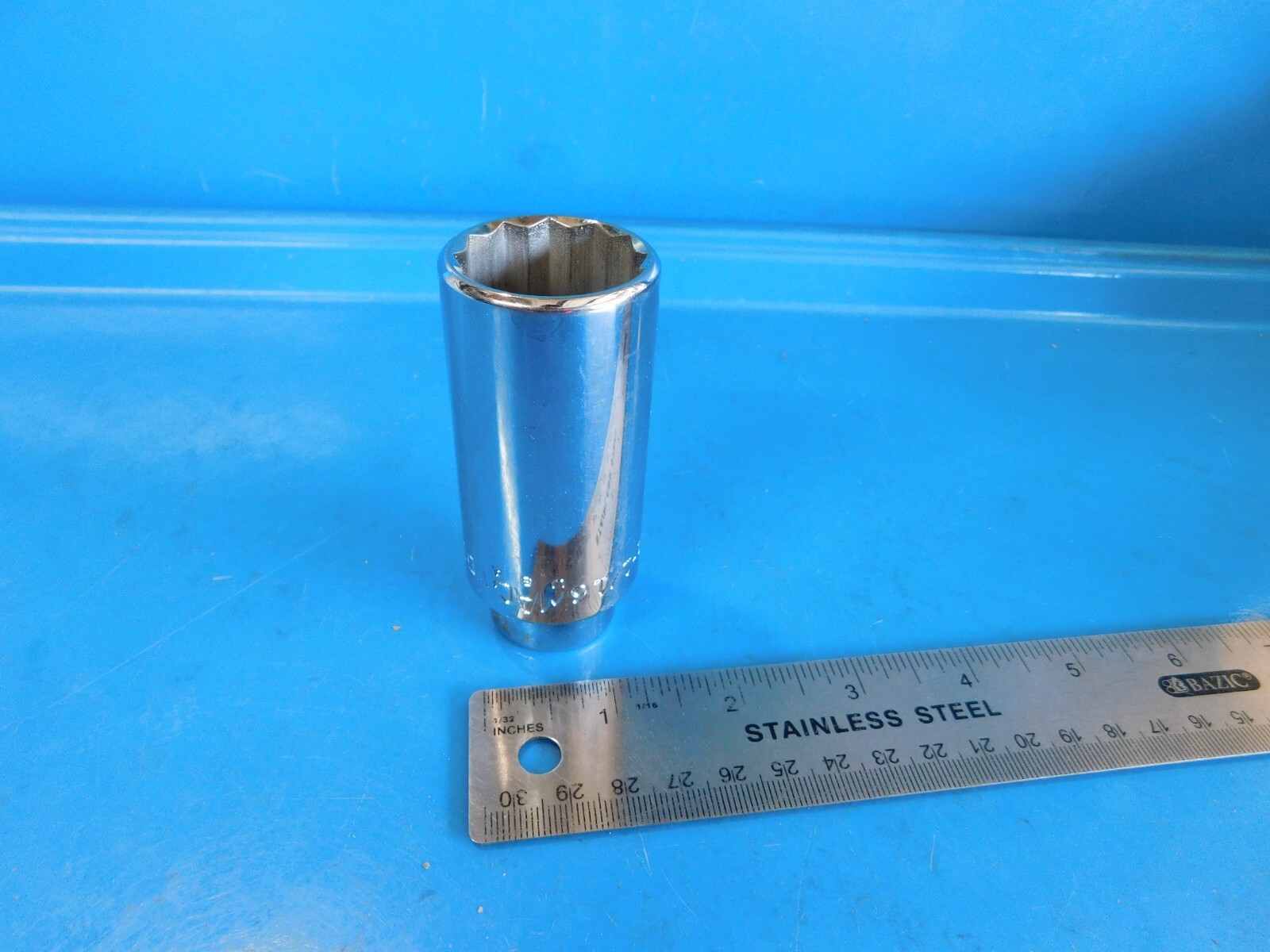 USED, MAC TOOLS » 1-1/16 IN. » DEEP 12 PT. 1/2 IN DR. SOCKET, PART #VD342