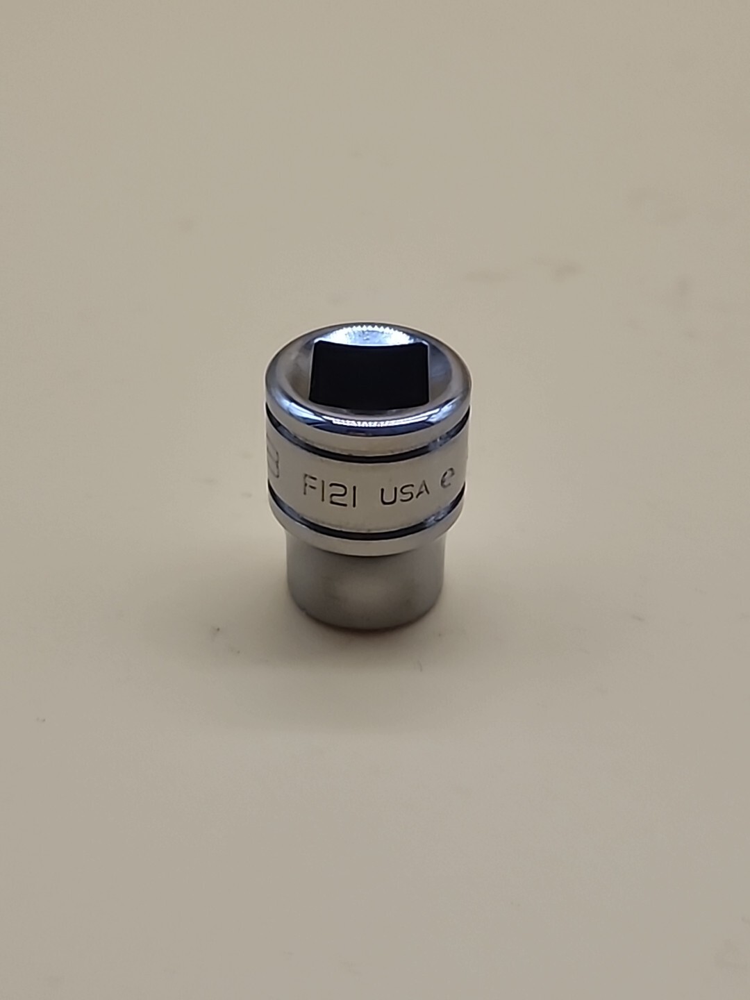 Snap-on Tools 3/8″ Drive 3/8″ Socket F121 12-Point SAE USA