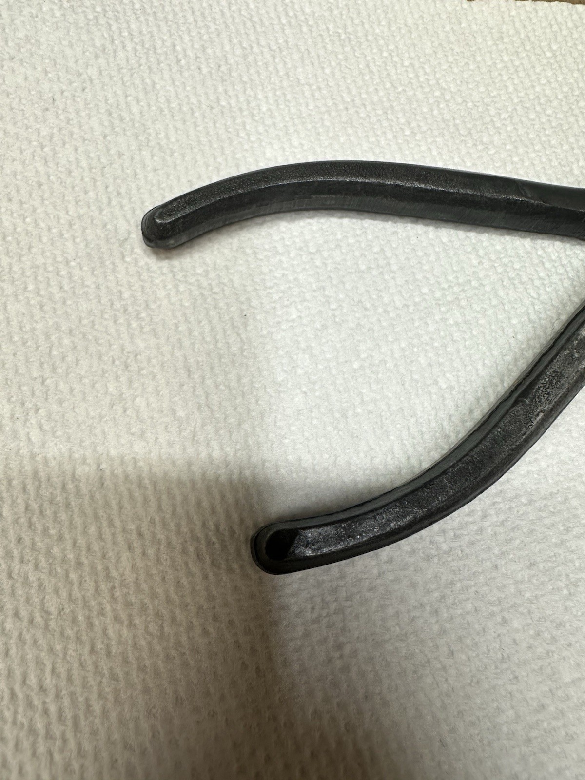 Vintage 6.5″ Needle Nose Pliers w/ Side Cutter – Unmarked