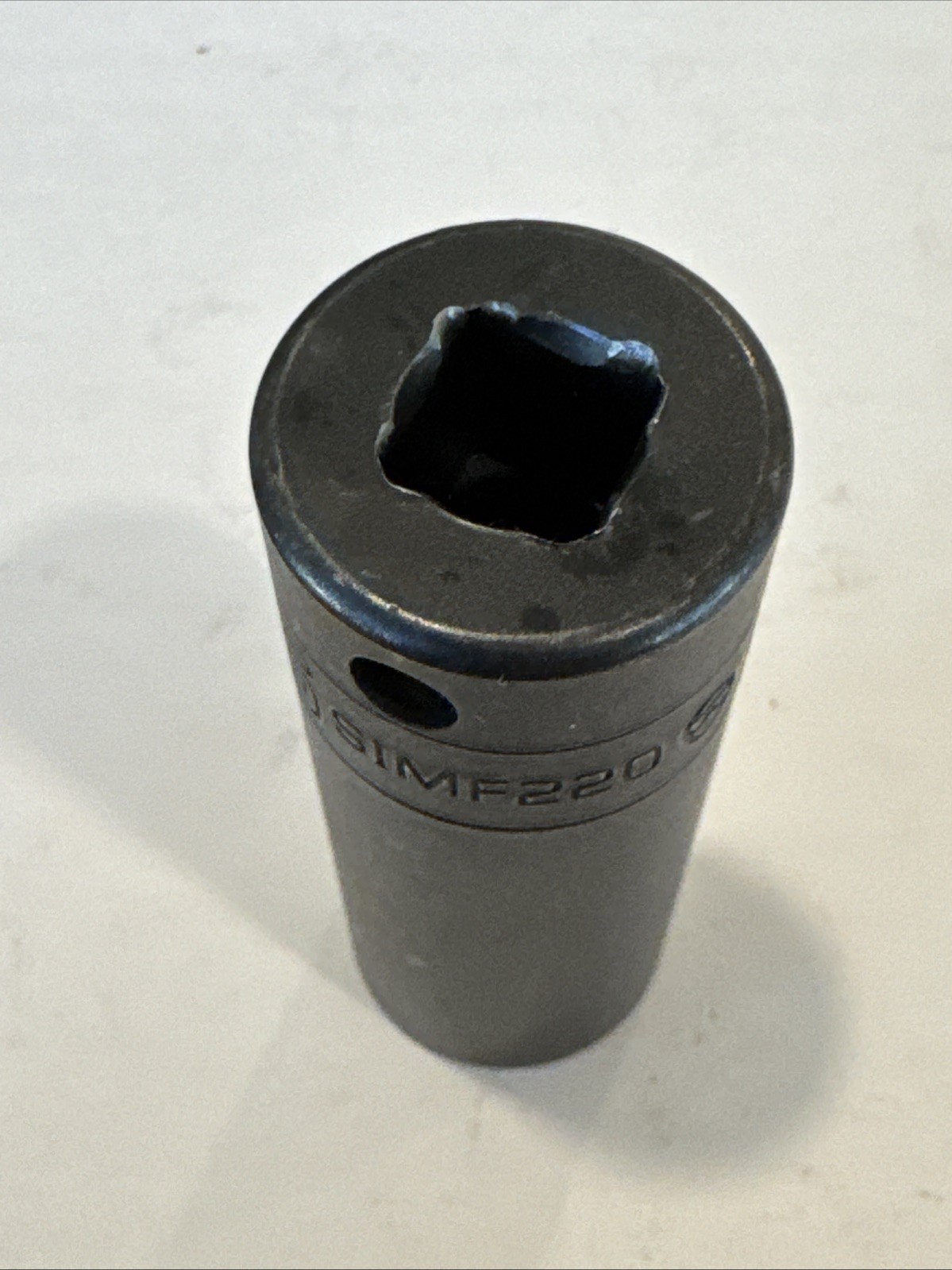 Snap-on Tools 3/8″ Drive 11/16″ SAE Deep 6 Point Impact Socket SIMF220 USA