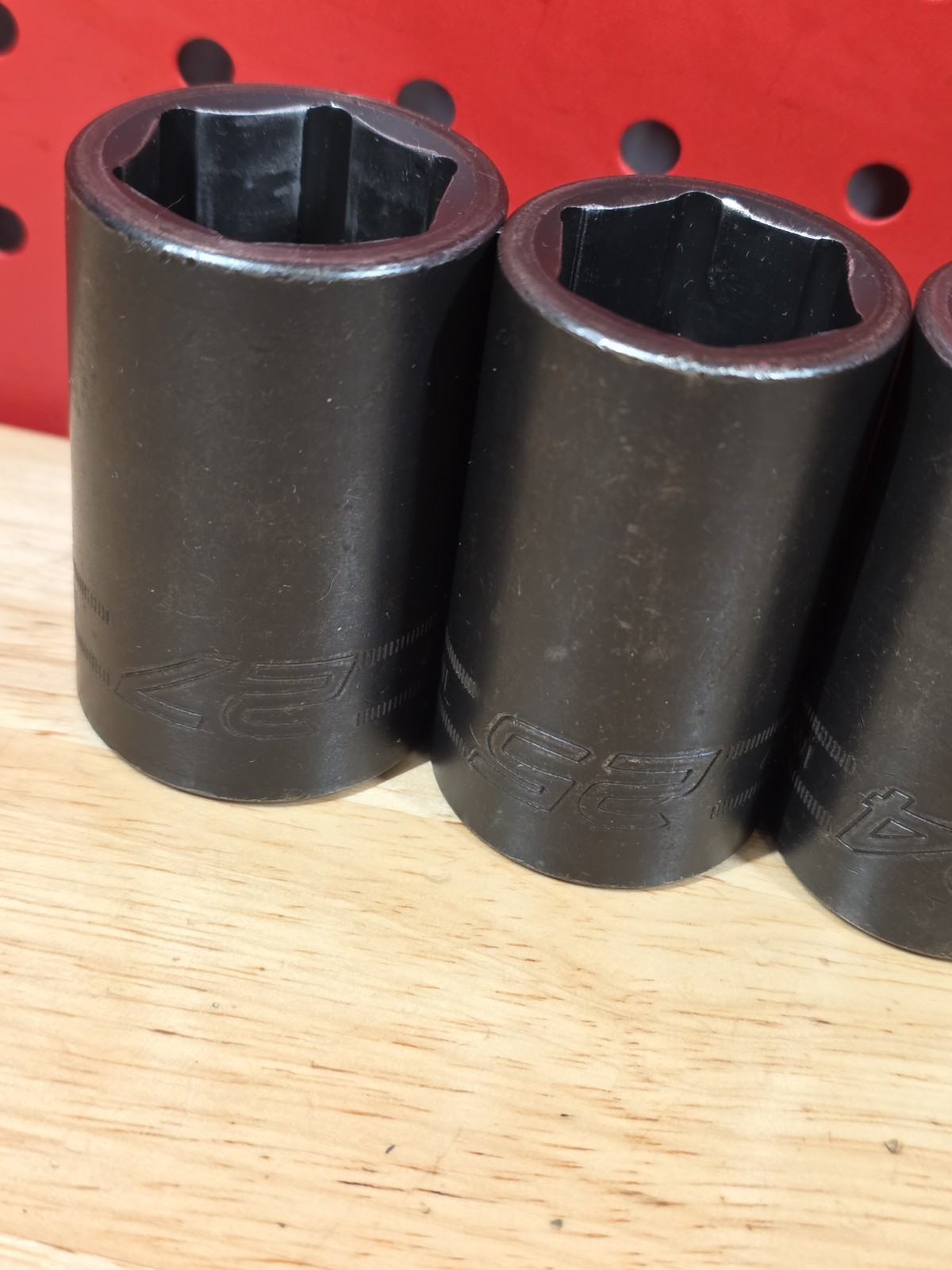 Snap-on 312IMMS 1/2″ Drive 15-25MM + 27MM 6-Pt Semi-Deep Impact Socket Set